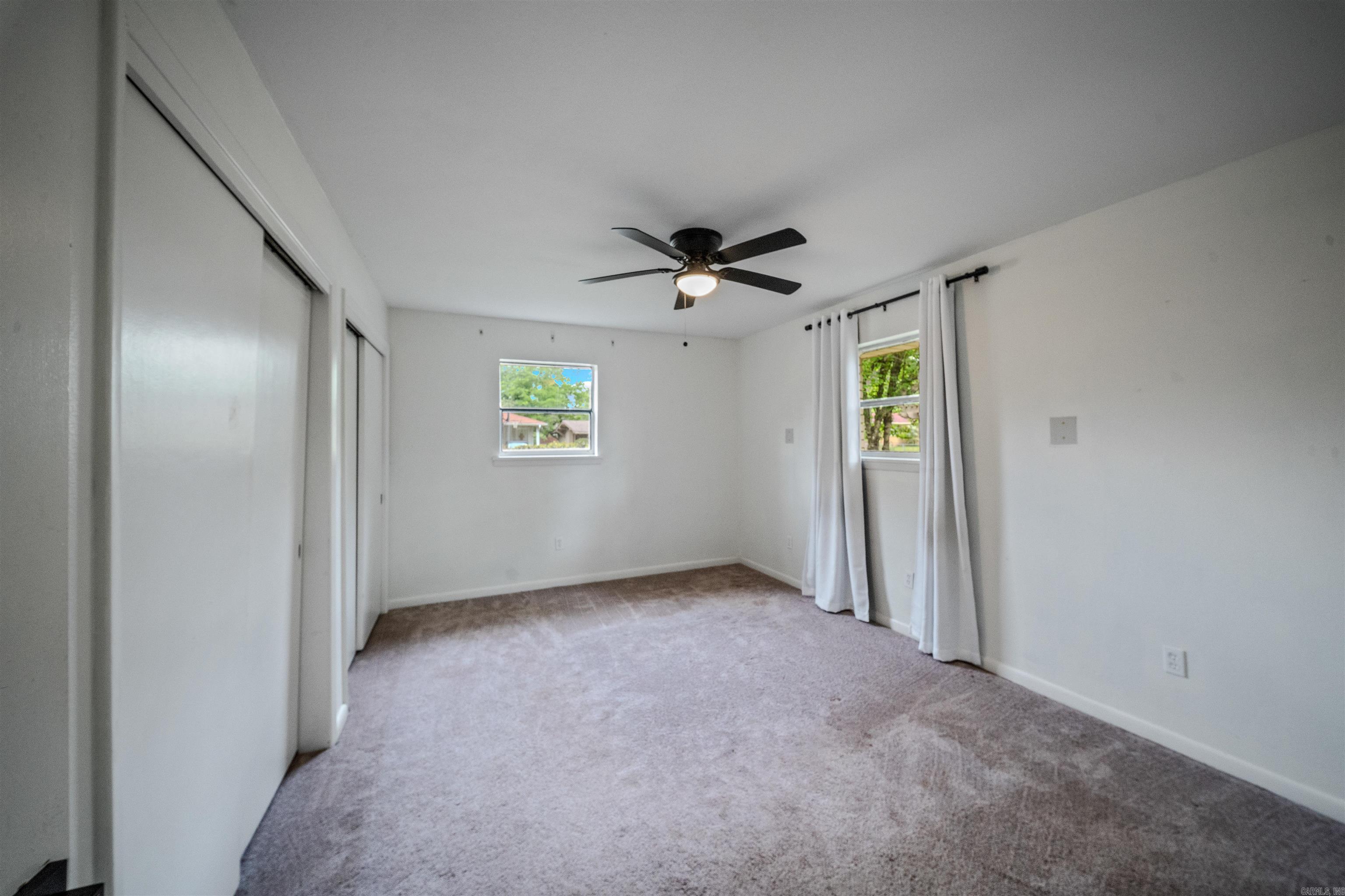 TROUTT - Residential