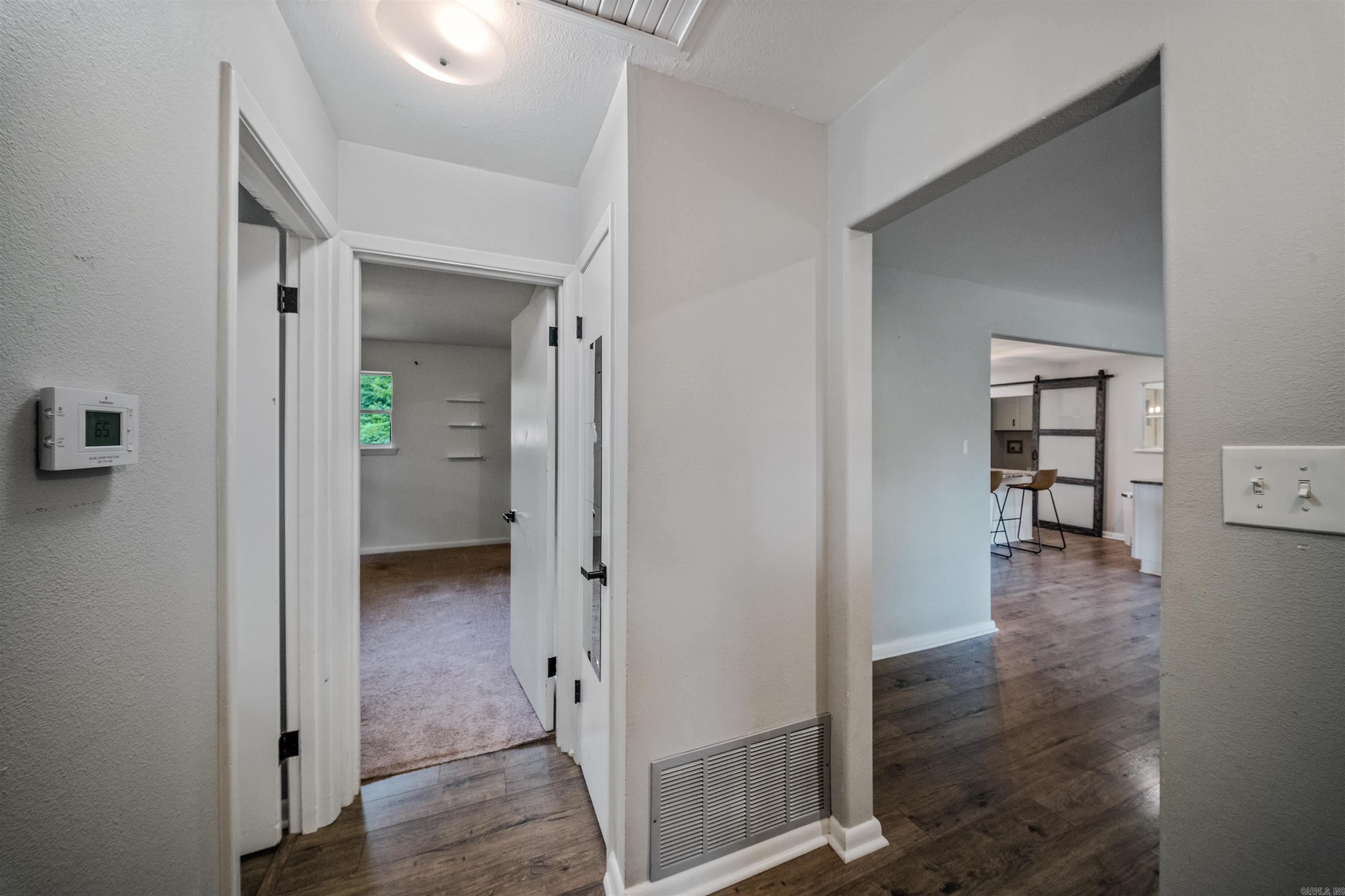 TROUTT - Residential