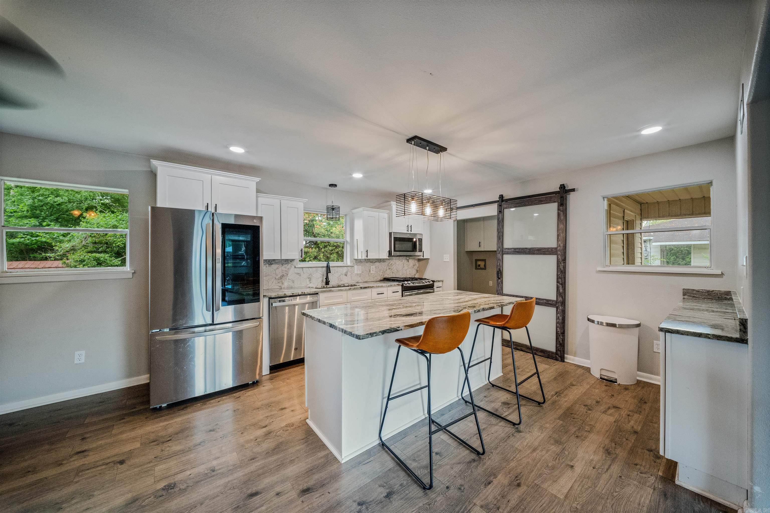 TROUTT - Residential