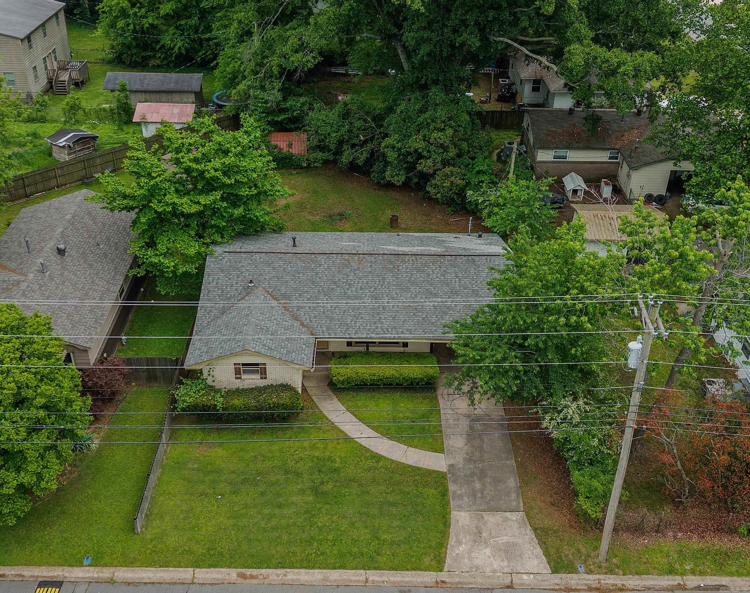 TROUTT - Residential