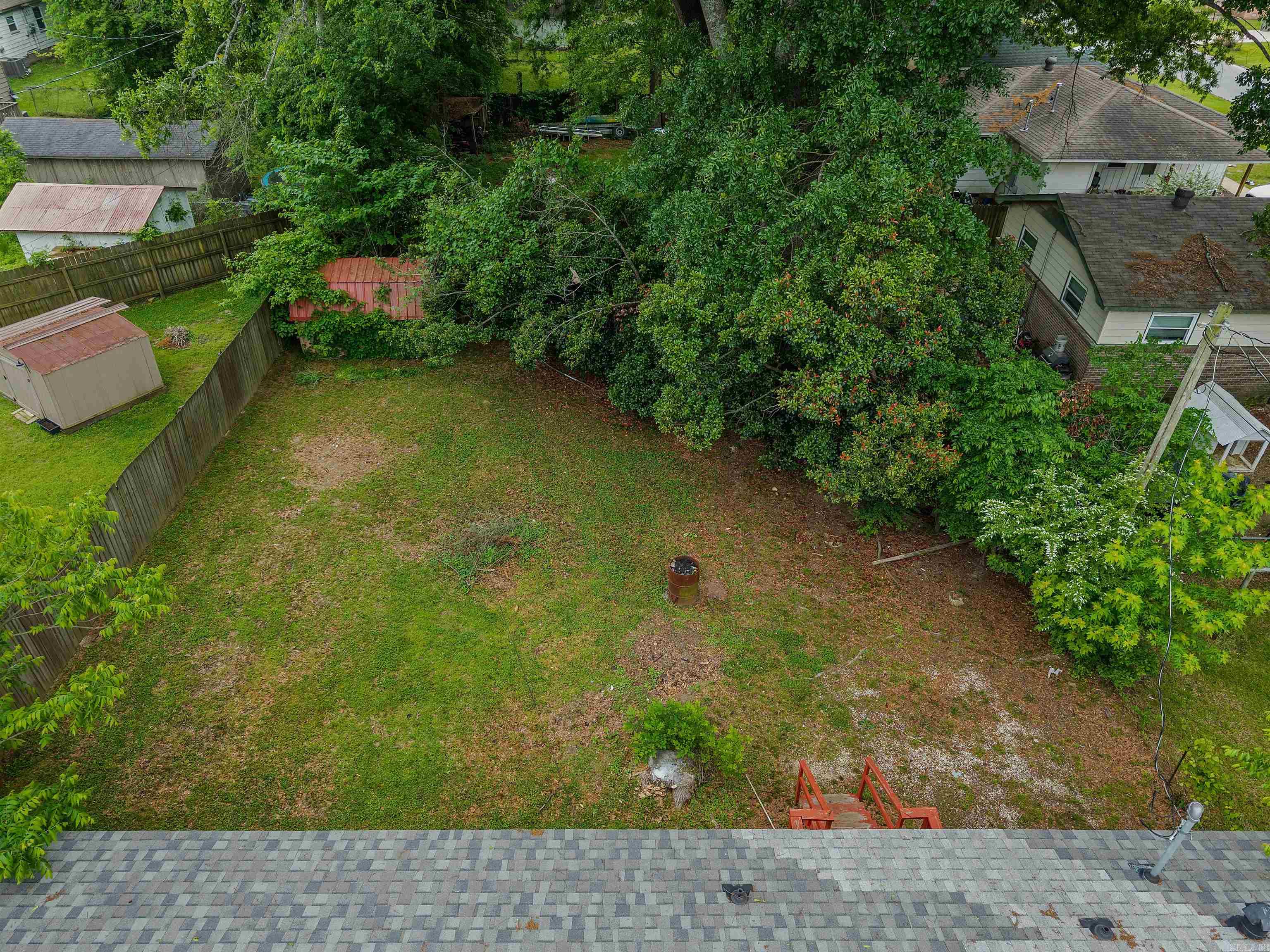 TROUTT - Residential