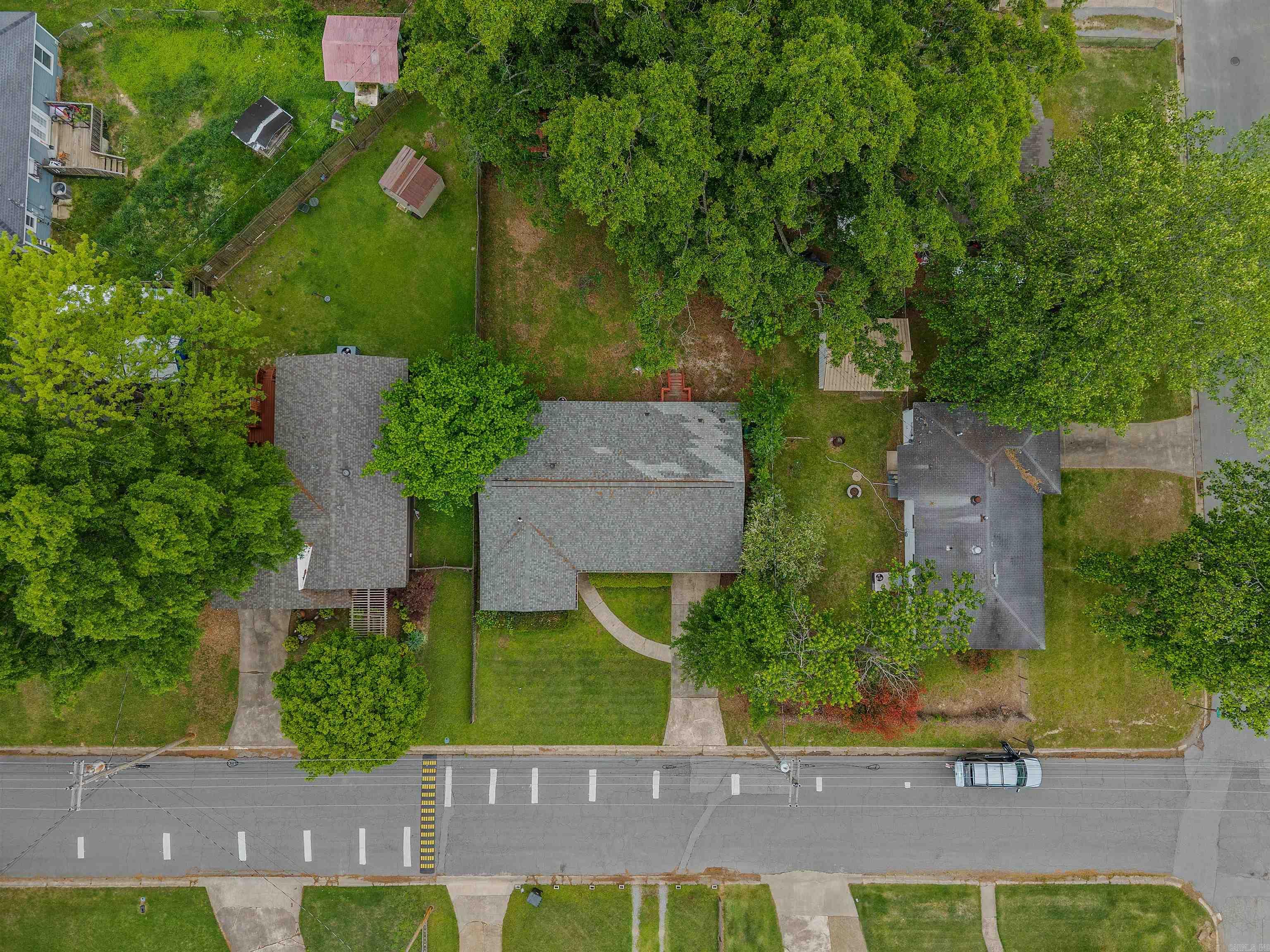 TROUTT - Residential