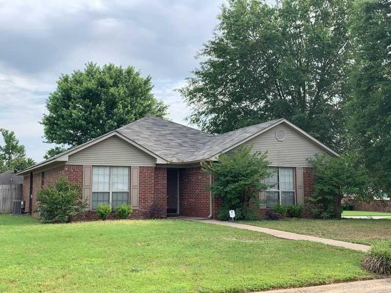 UCBL, BEAUTIFUL UPDATED HOME ON A CORNER LOT.