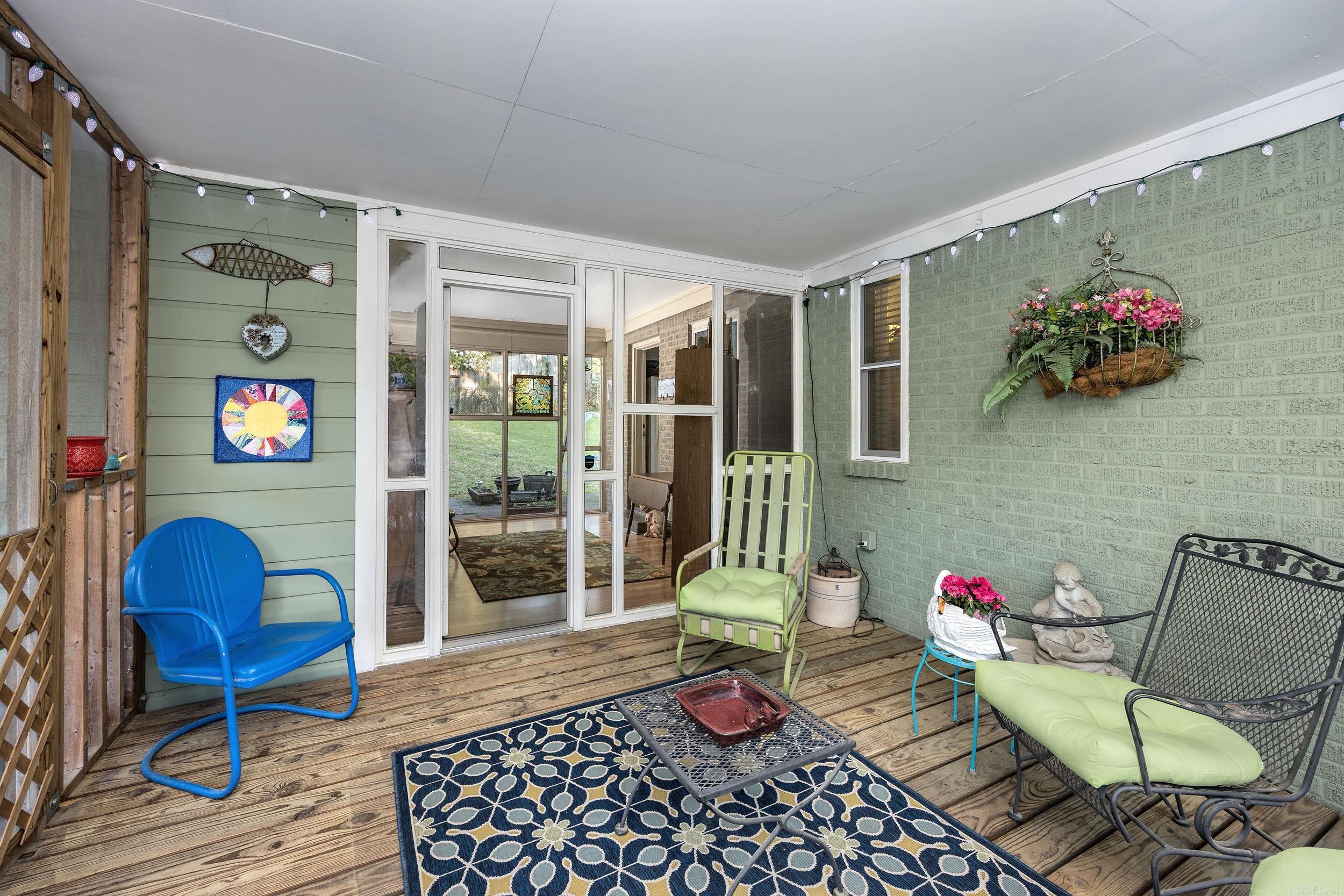 KINGWOOD PLACE - Residential