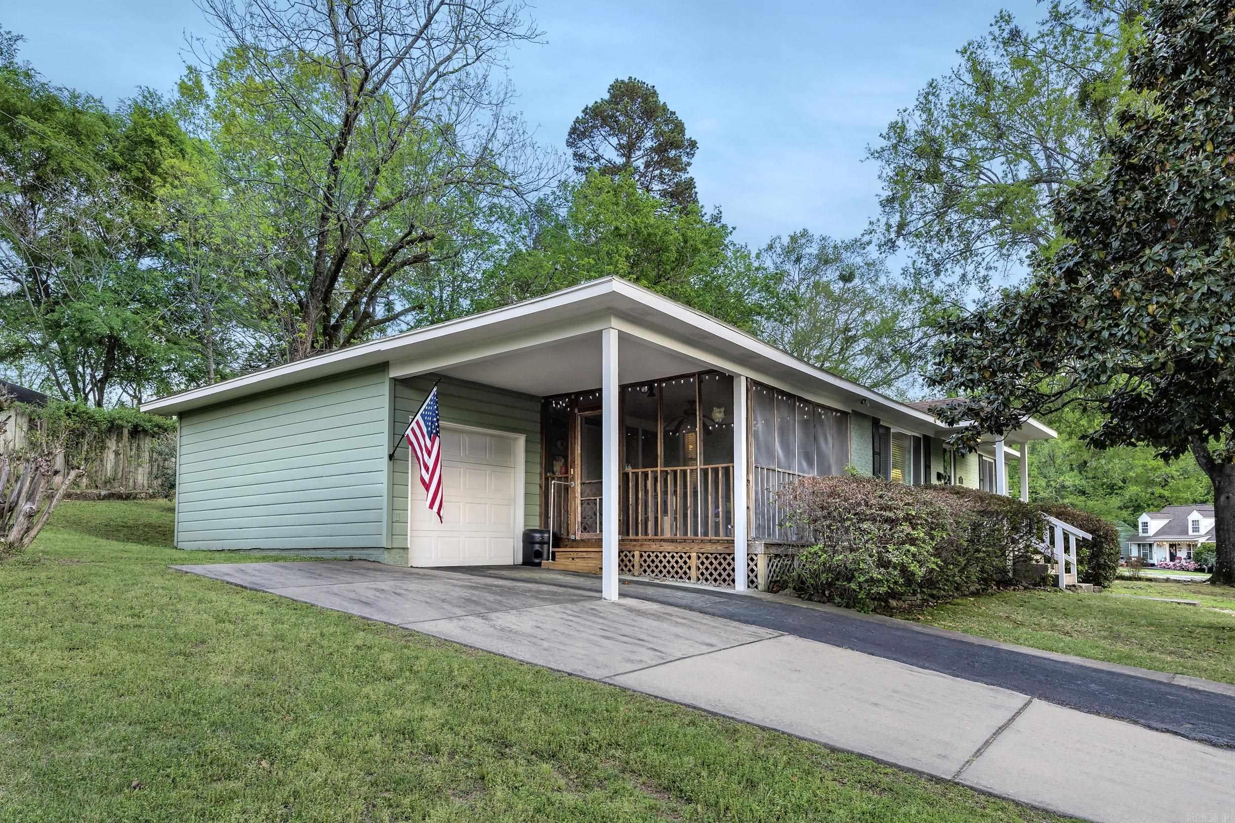 KINGWOOD PLACE - Residential