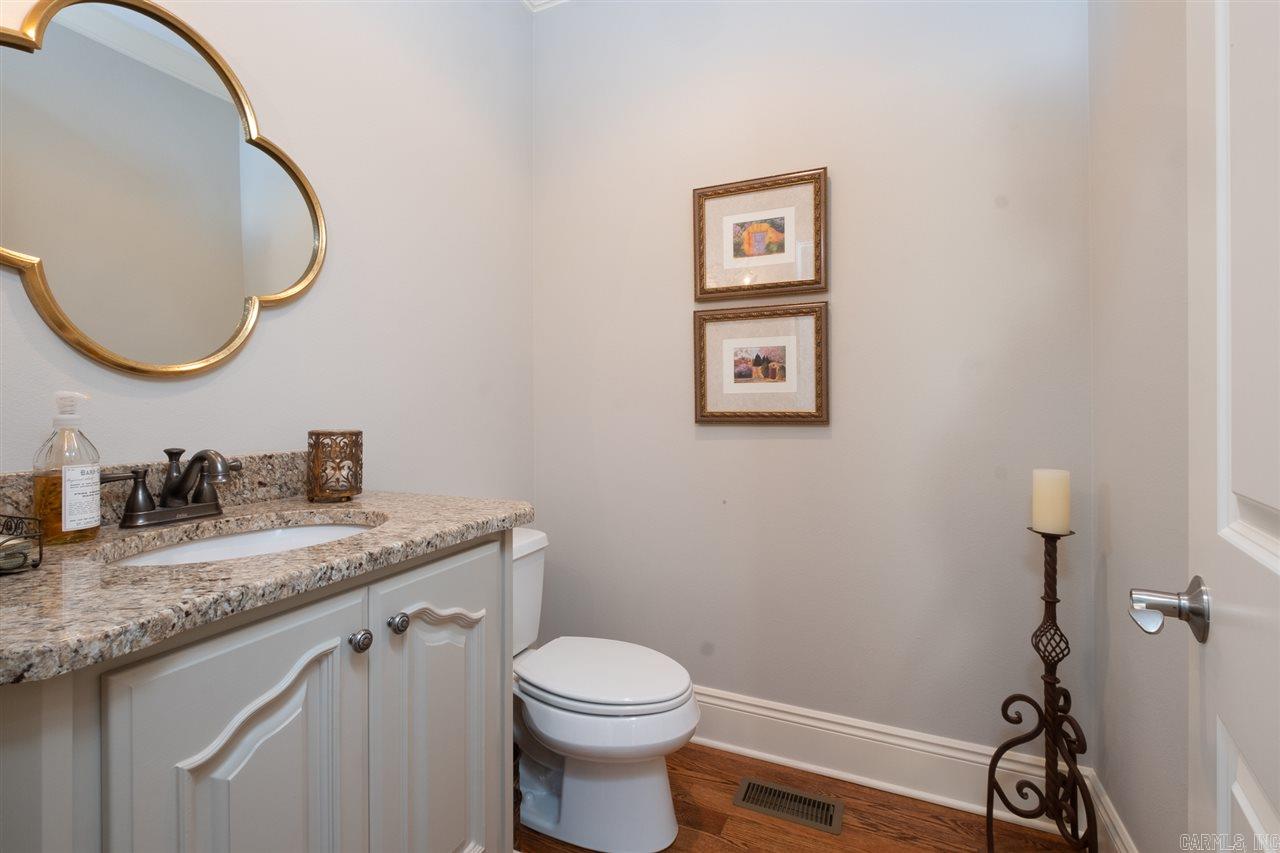 CHENAL DOWNS - Residential