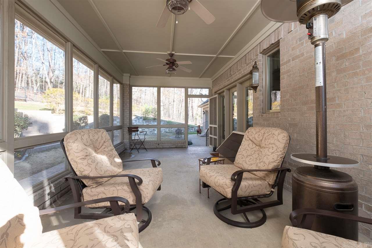 CHENAL DOWNS - Residential