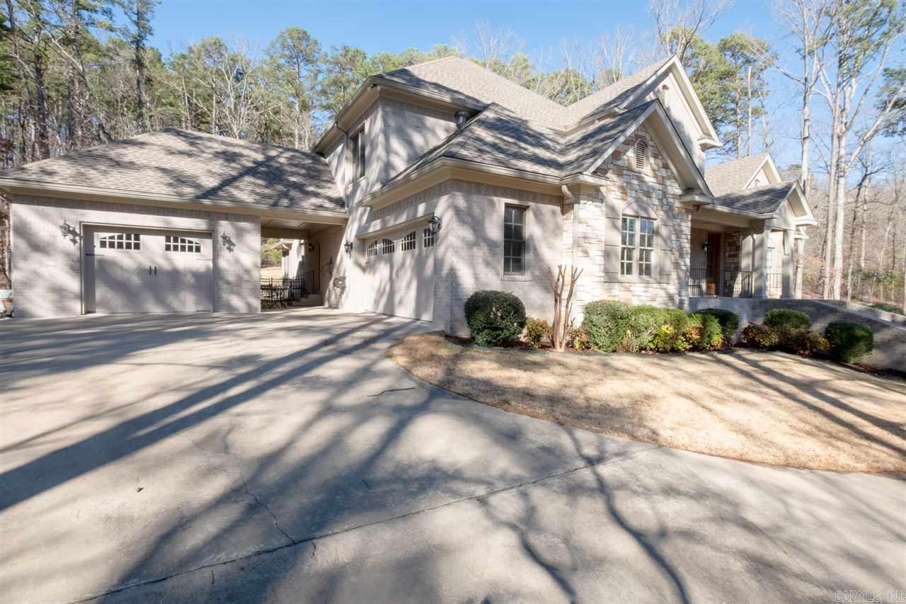 CHENAL DOWNS - Residential