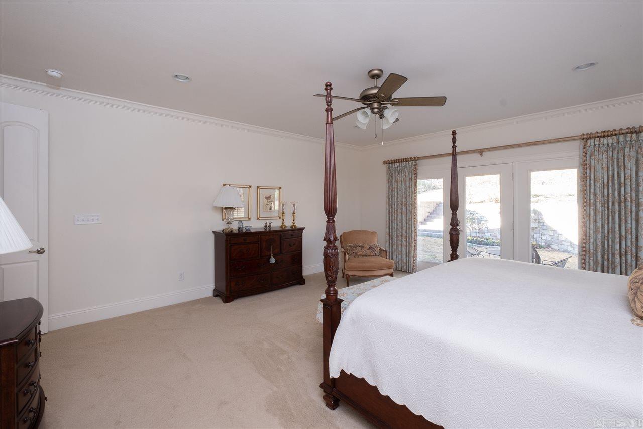 CHENAL DOWNS - Residential
