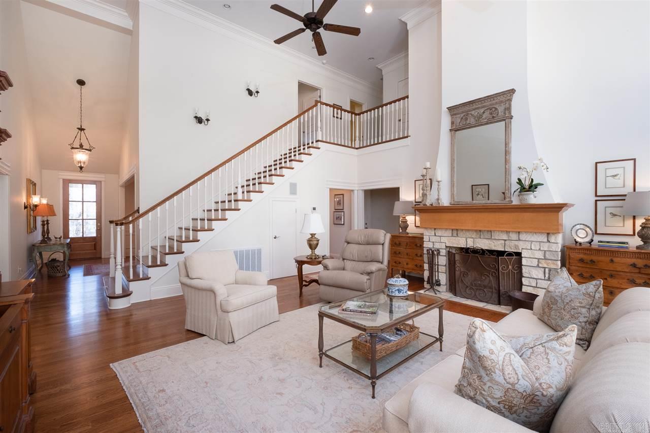CHENAL DOWNS - Residential