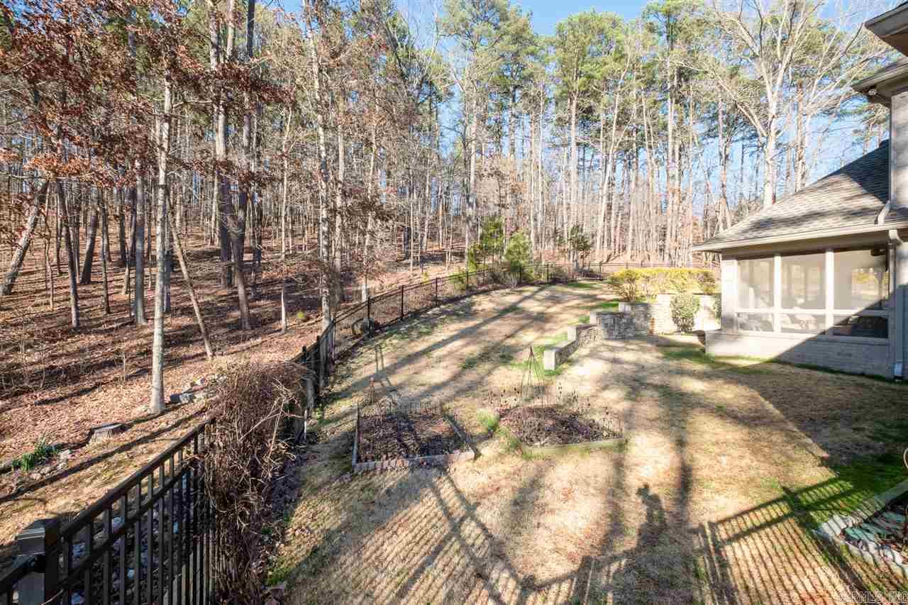 CHENAL DOWNS - Residential
