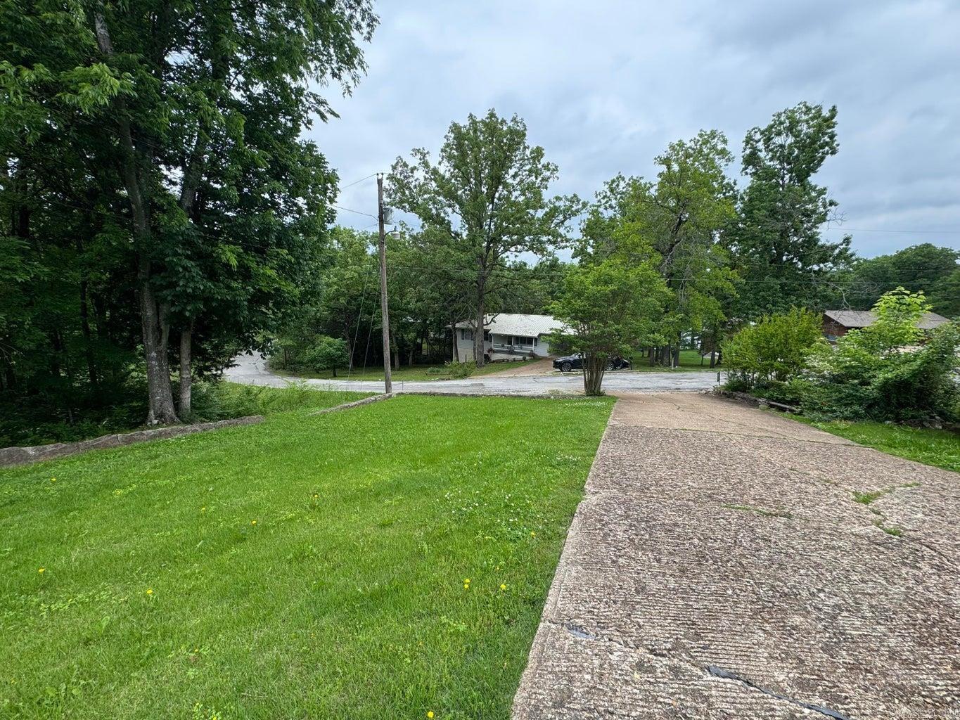 WEST LAKES ESTATES - Residential