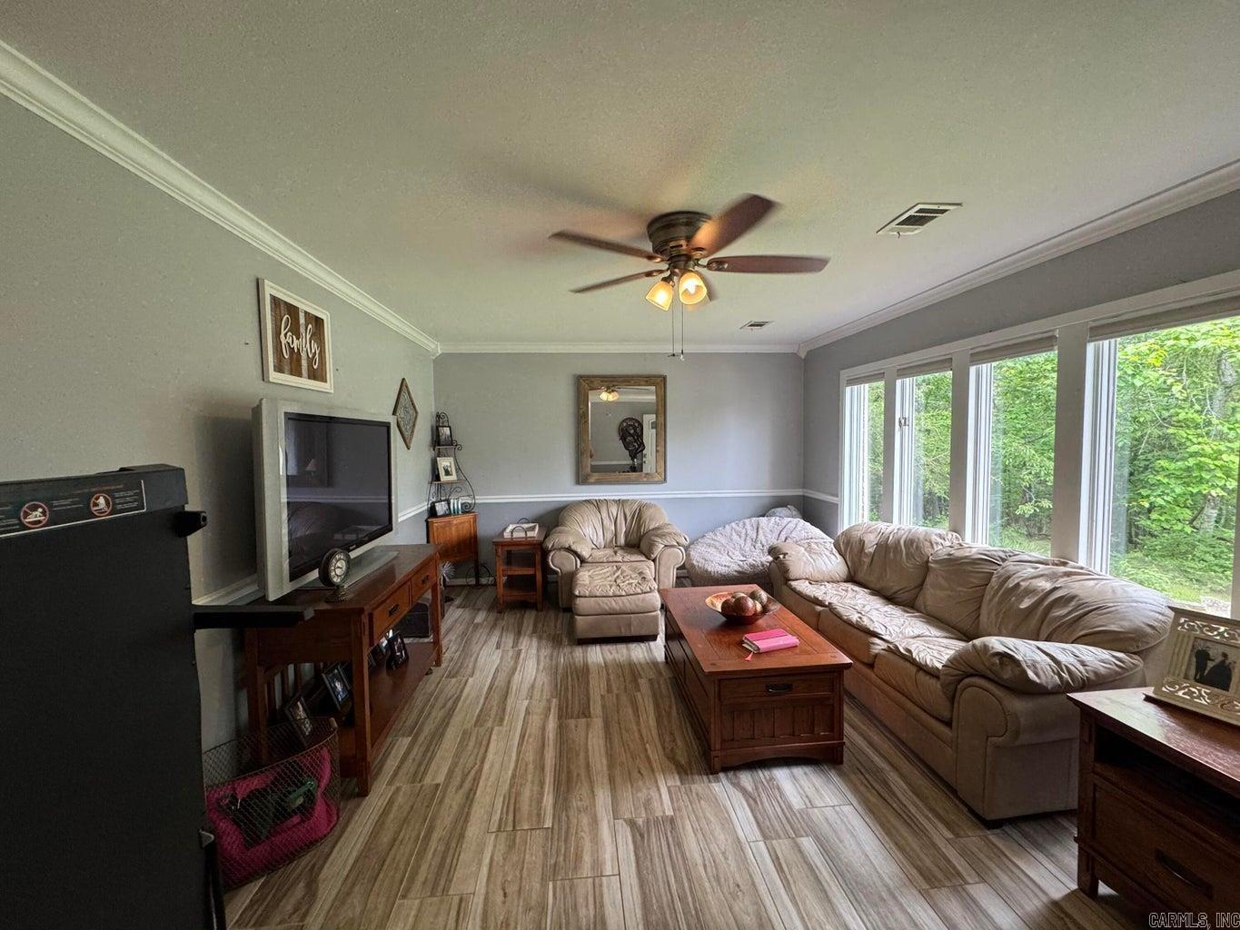 WEST LAKES ESTATES - Residential