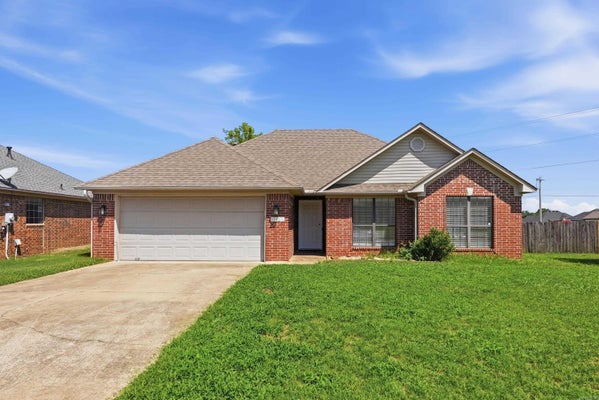 2460 APPLE BLOSSOM LN, CONWAY, AR 72034 - Image 1de9edcfcf1aa48ee4d56e90107f082e/2131634546