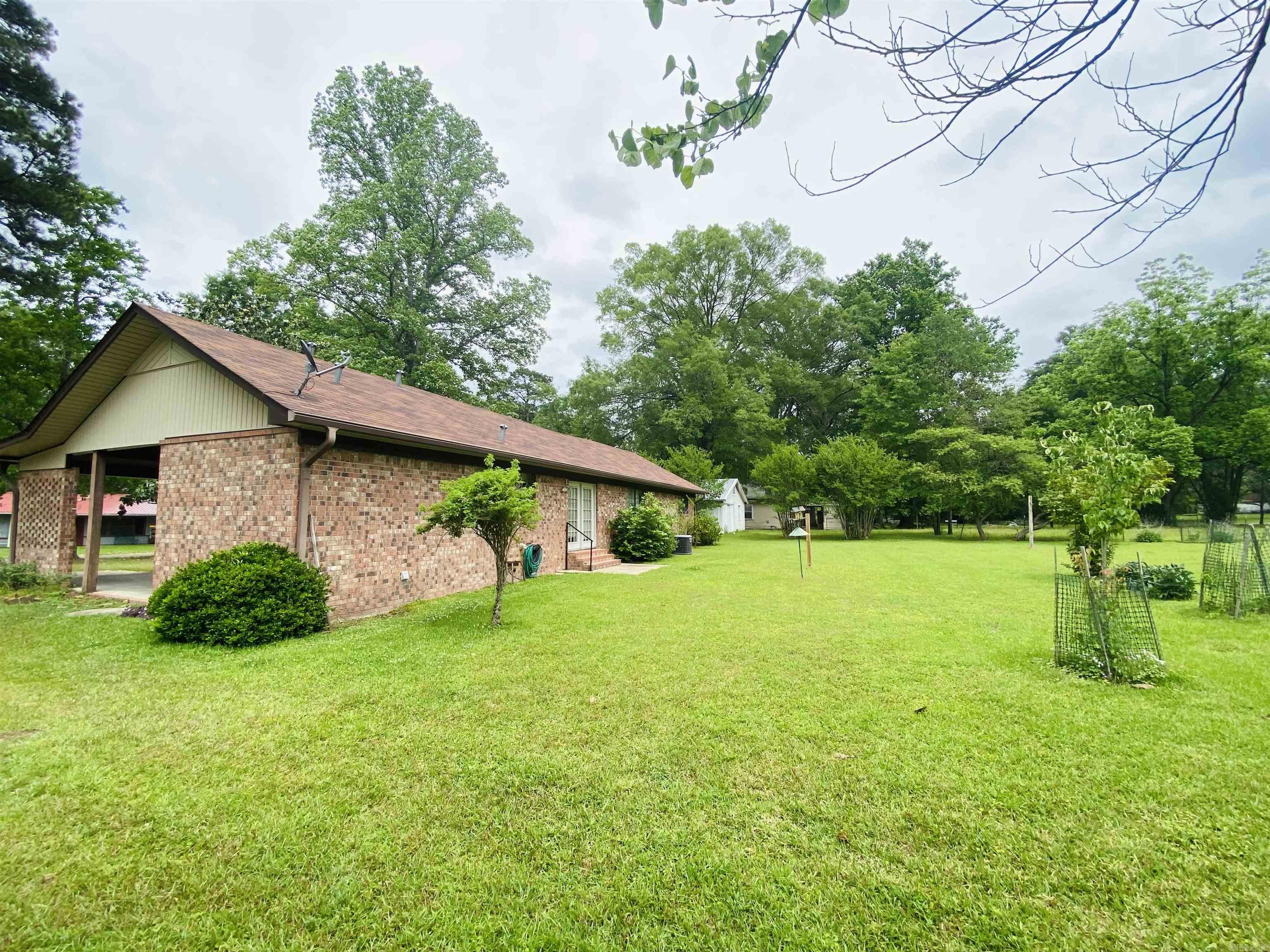 MCKAY AND RUSSO SD FRV - Residential