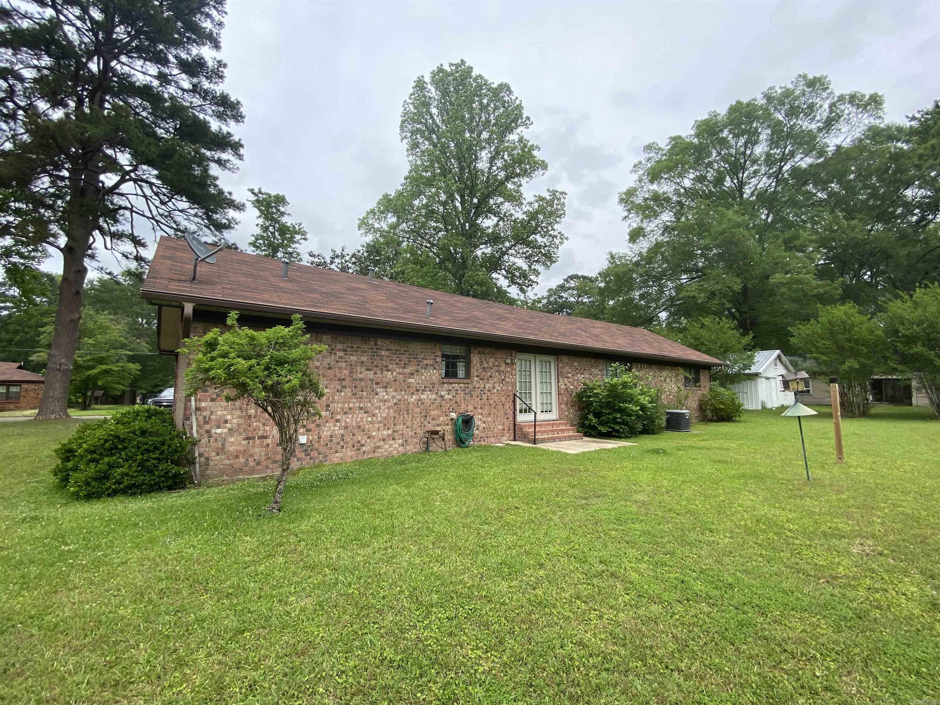 MCKAY AND RUSSO SD FRV - Residential