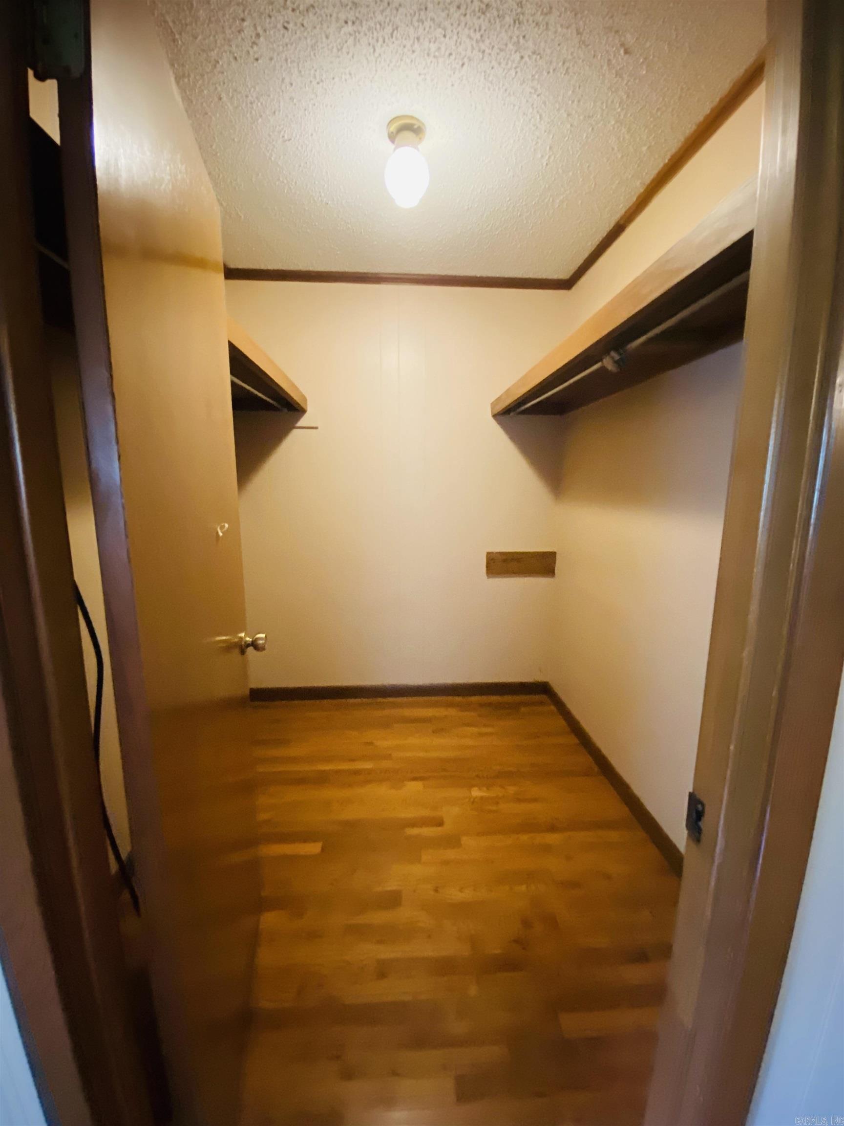 MCKAY AND RUSSO SD FRV - Residential