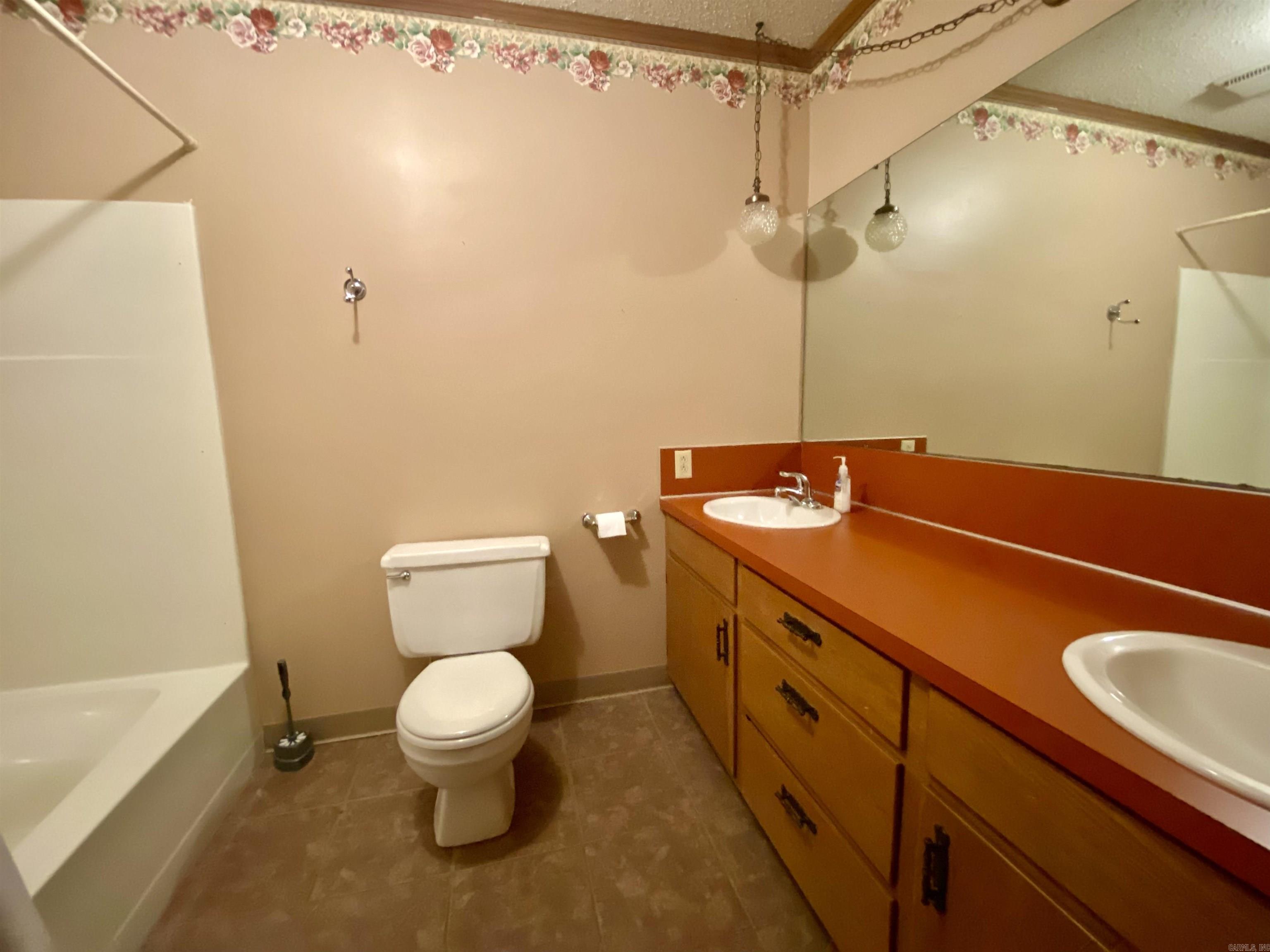 MCKAY AND RUSSO SD FRV - Residential