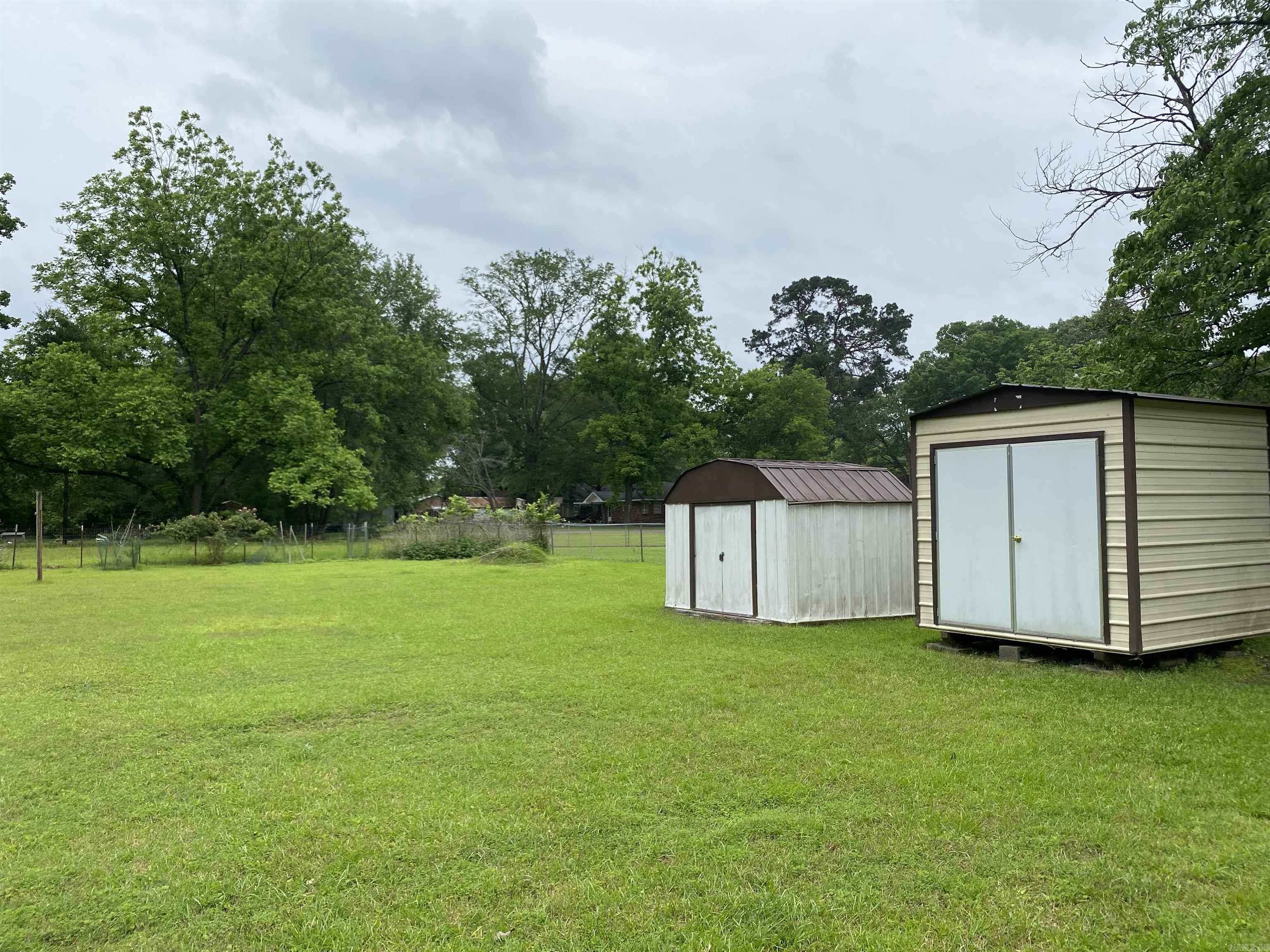 MCKAY AND RUSSO SD FRV - Residential