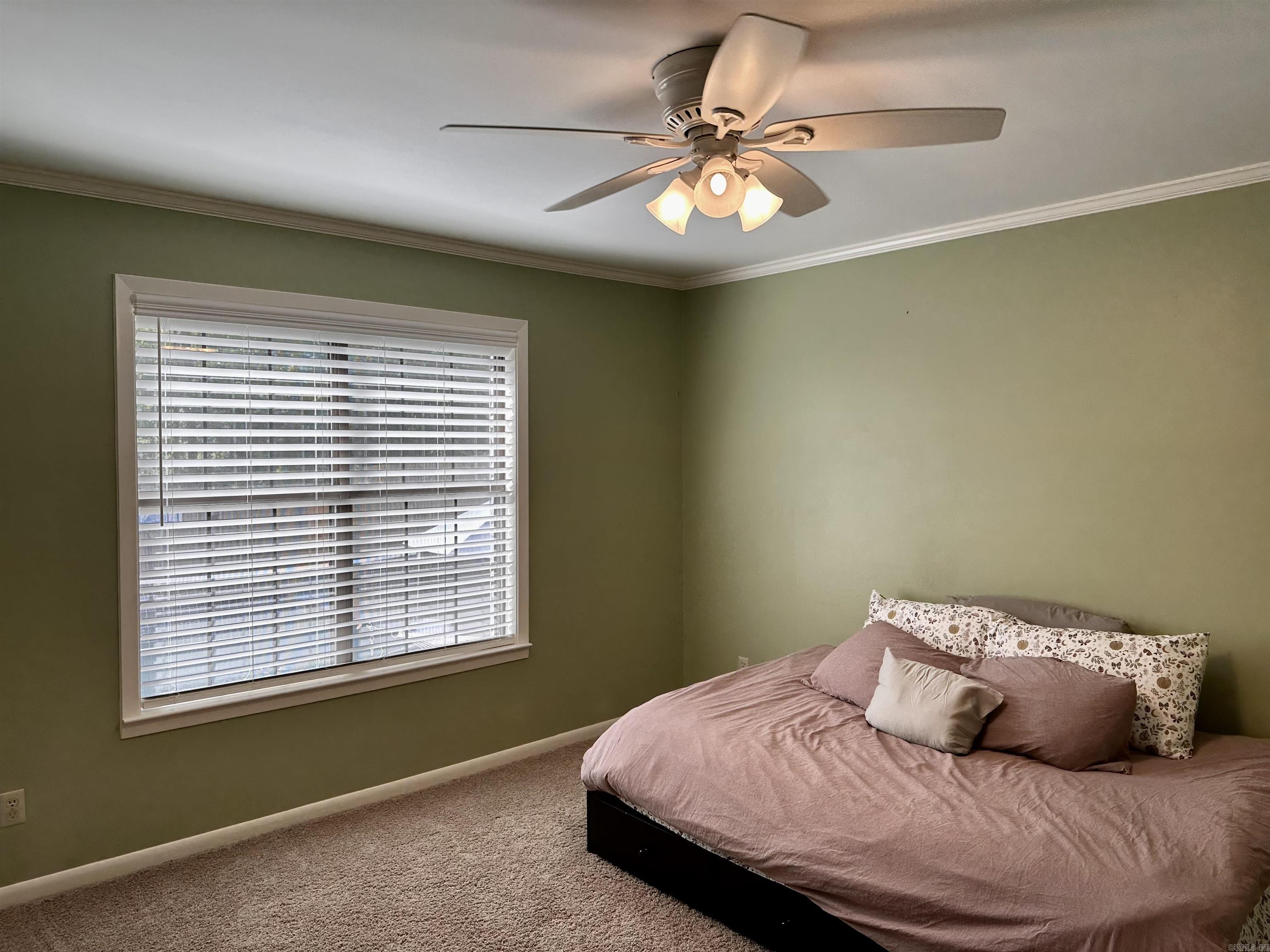 WOODLAND HILLS  # 4 - Residential