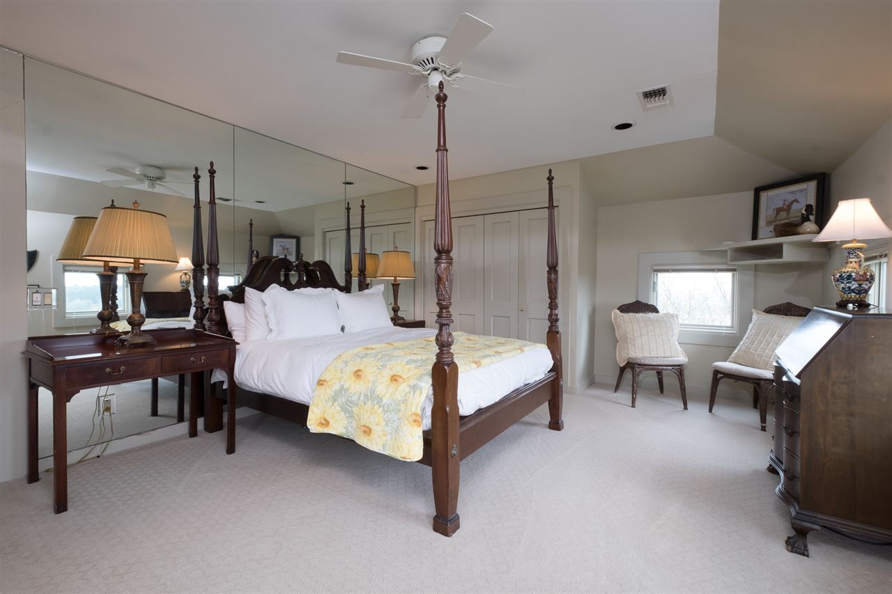 RIVERVIEW POINT - Residential