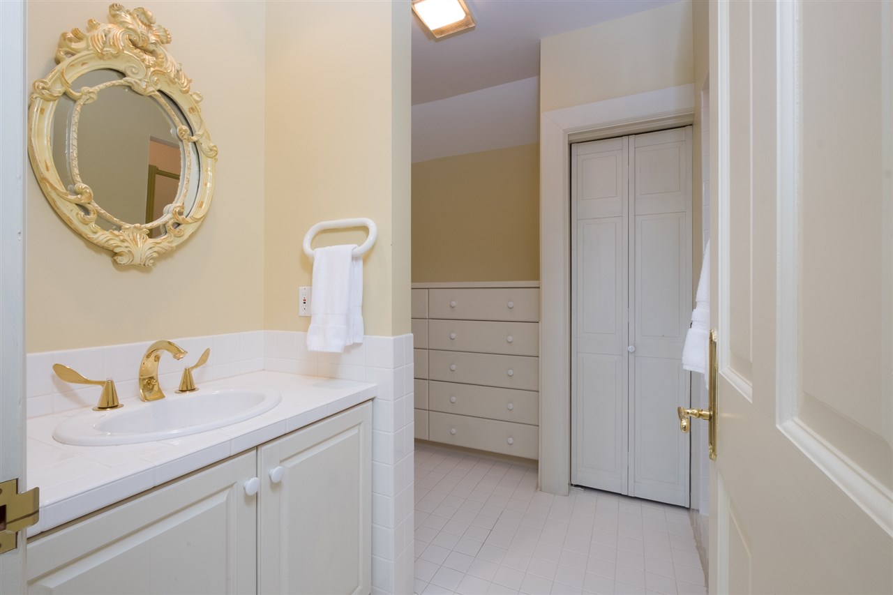 RIVERVIEW POINT - Residential