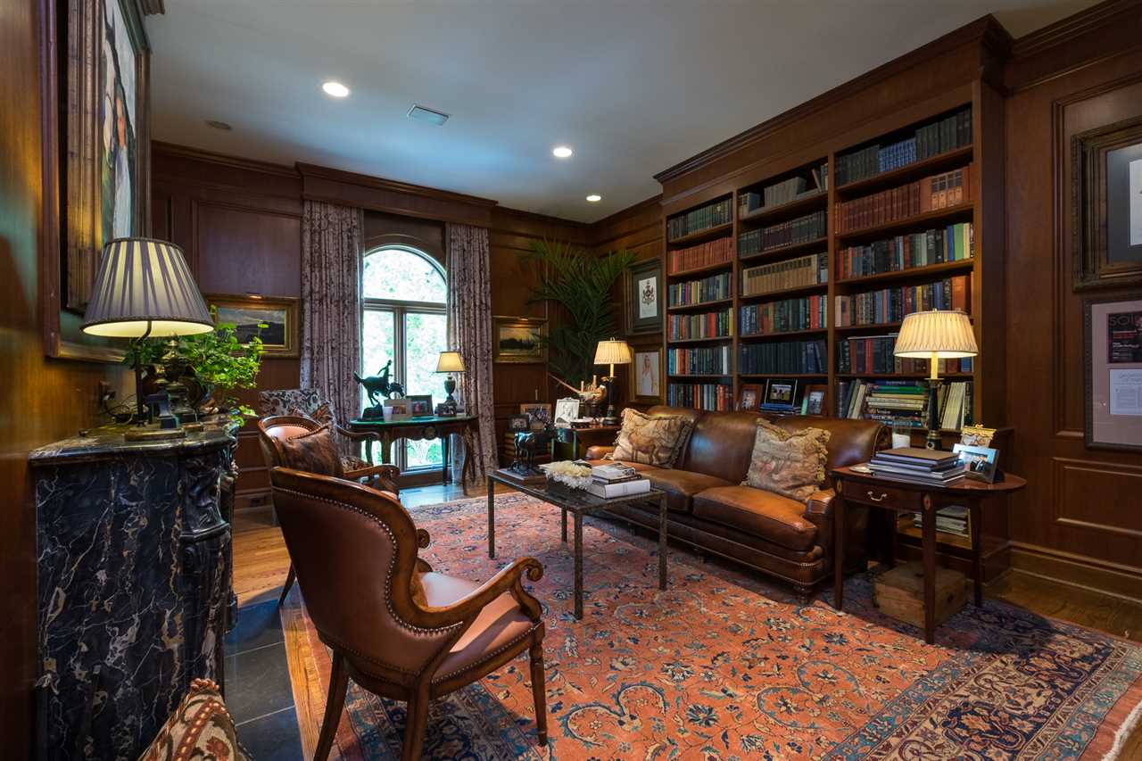 RIVERVIEW POINT - Residential