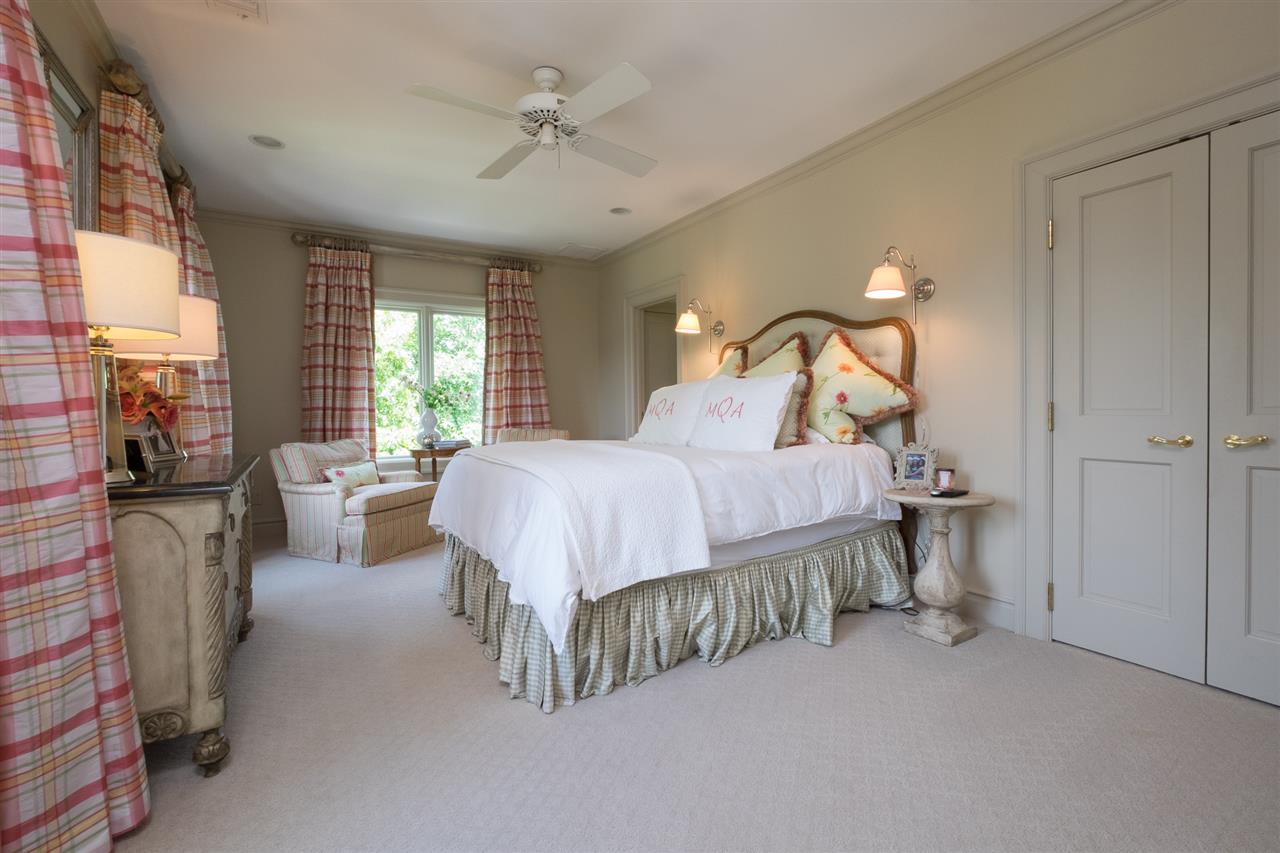 RIVERVIEW POINT - Residential