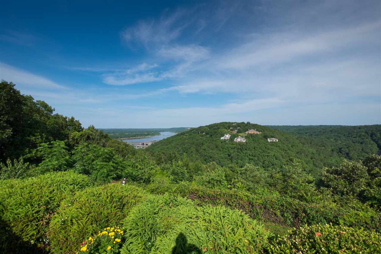 RIVERVIEW POINT - Residential