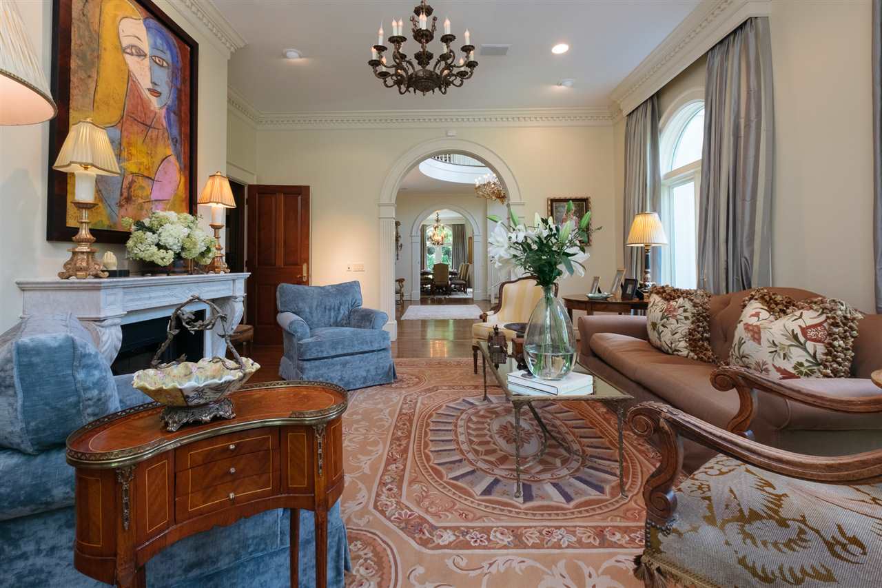 RIVERVIEW POINT - Residential