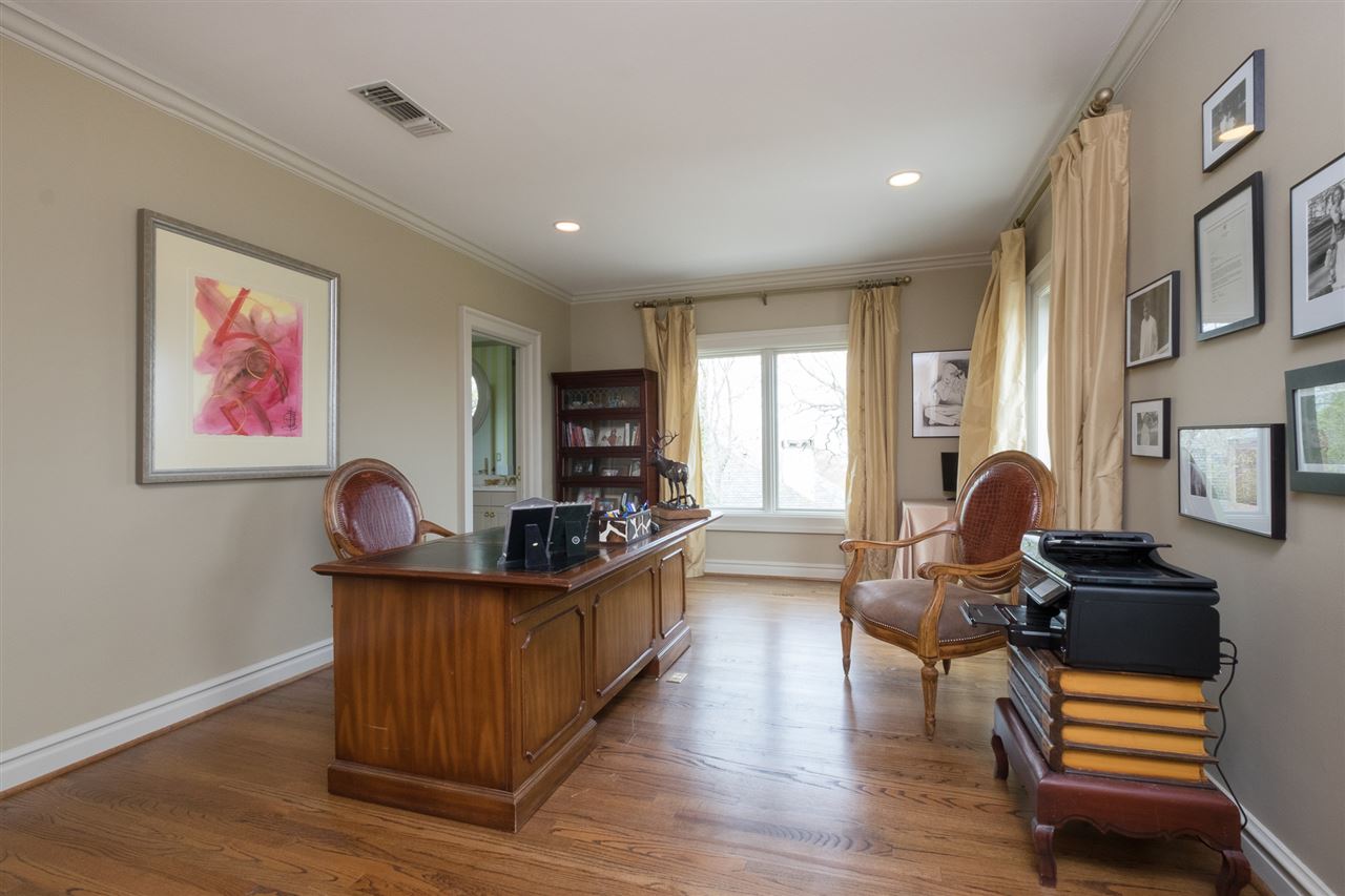 RIVERVIEW POINT - Residential