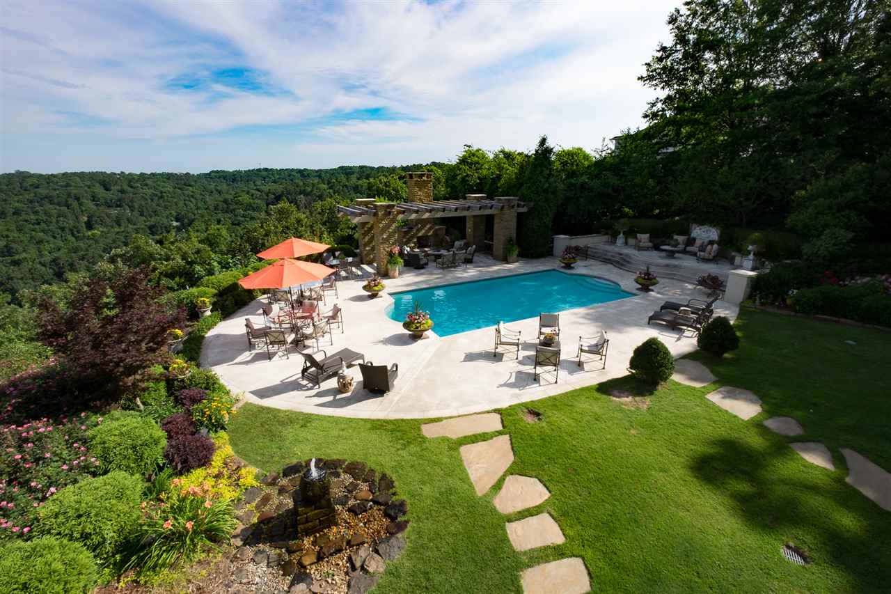 RIVERVIEW POINT - Residential