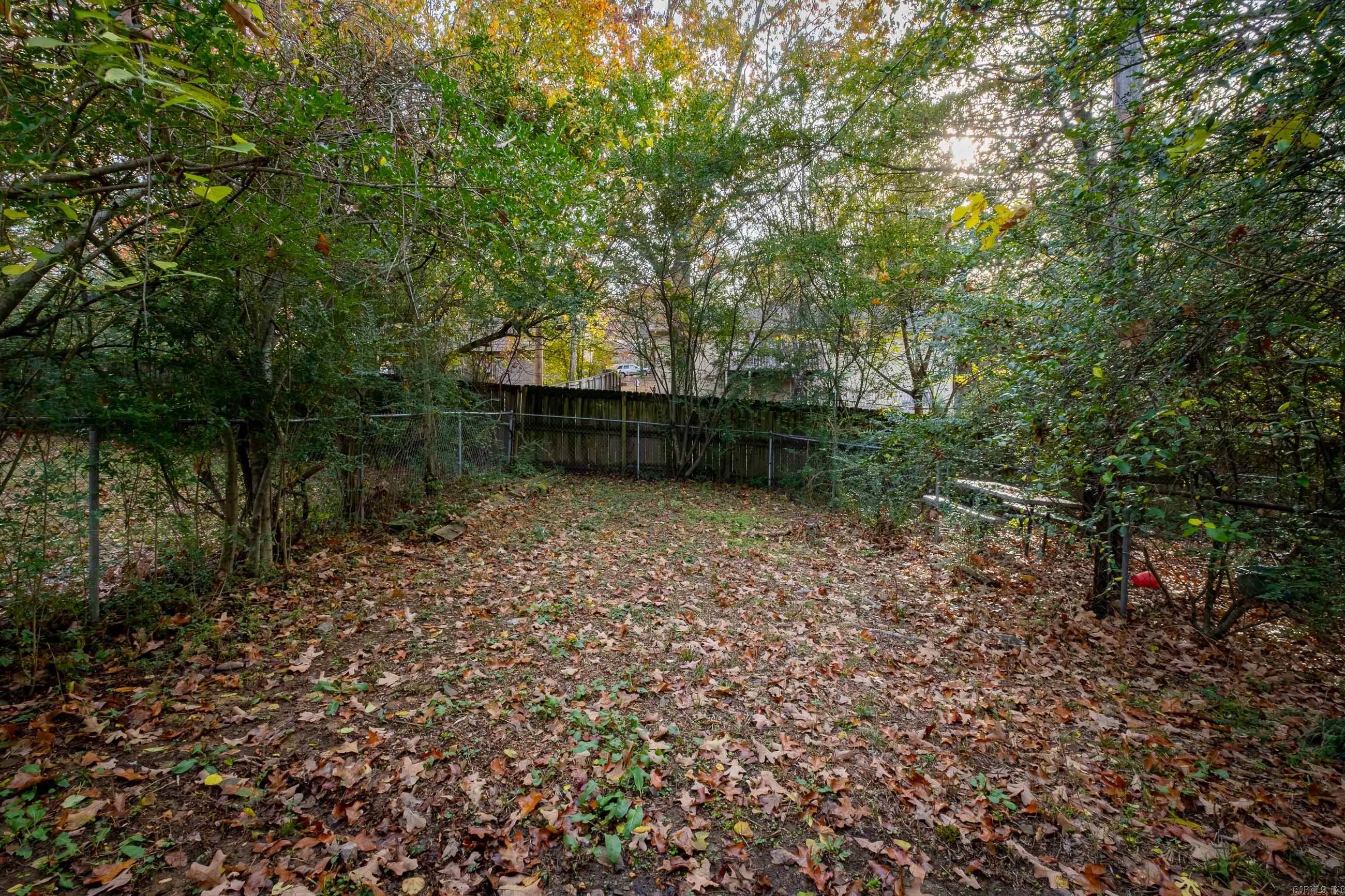 PLEASANT FOREST - Residential