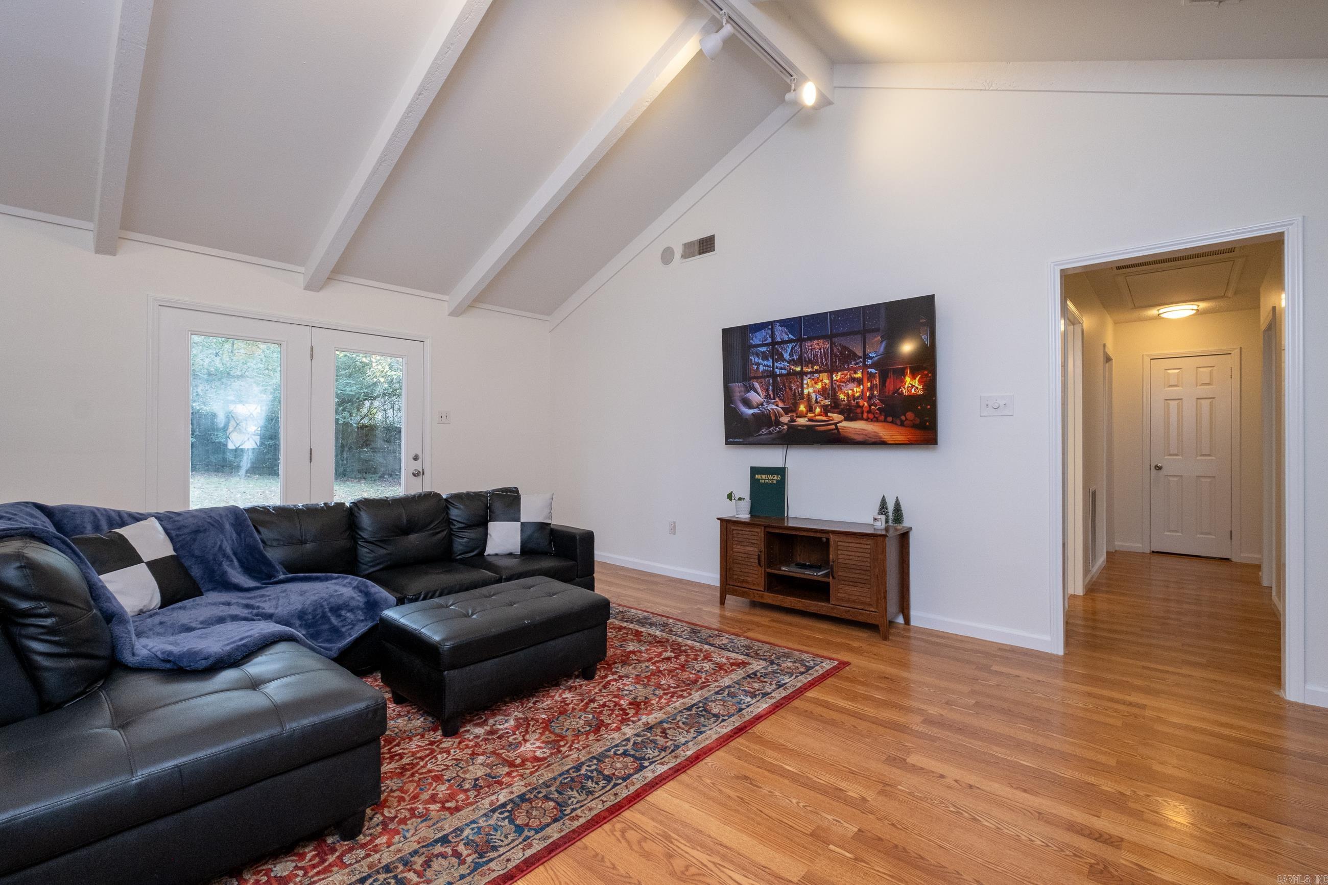 PLEASANT FOREST - Residential