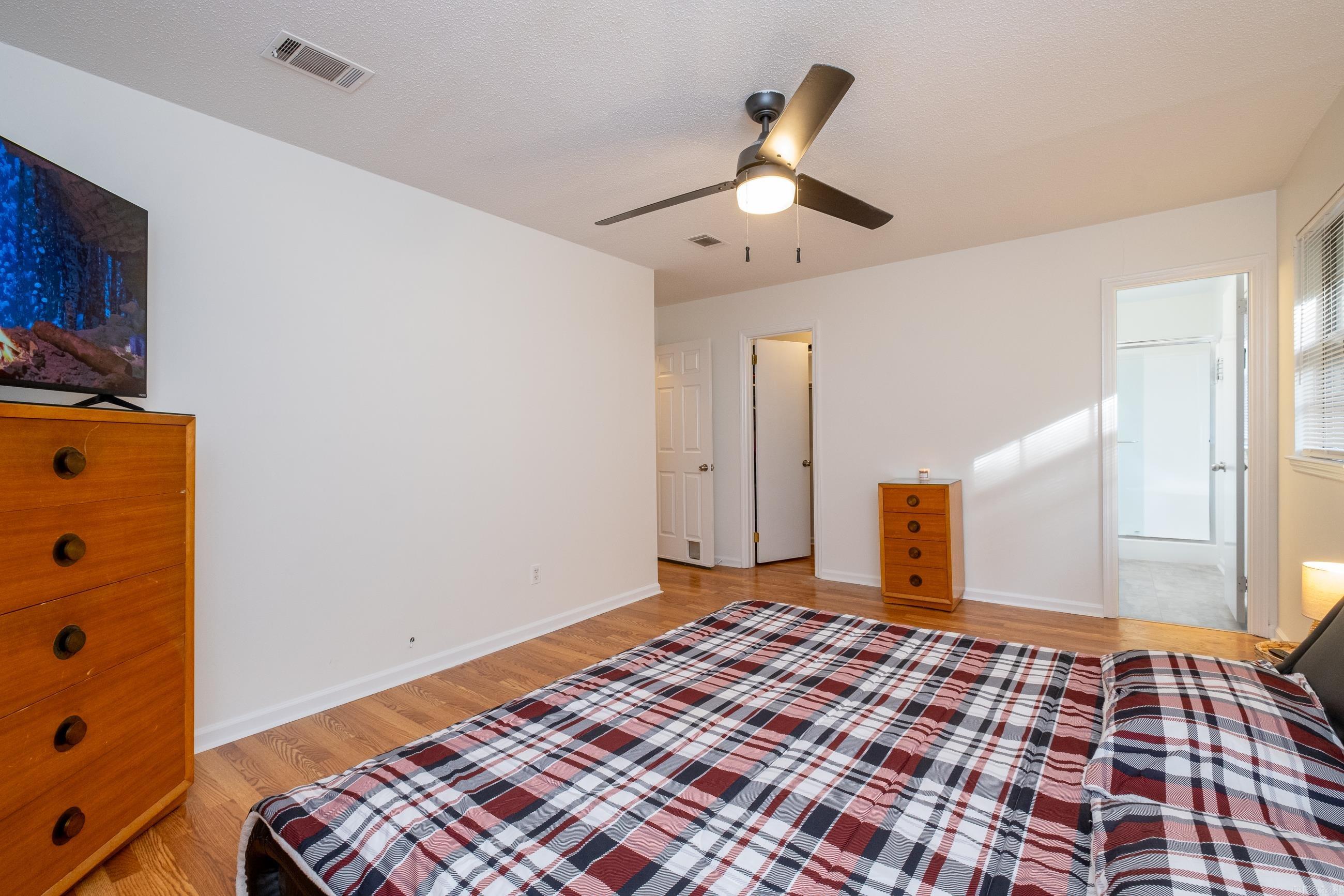 PLEASANT FOREST - Residential