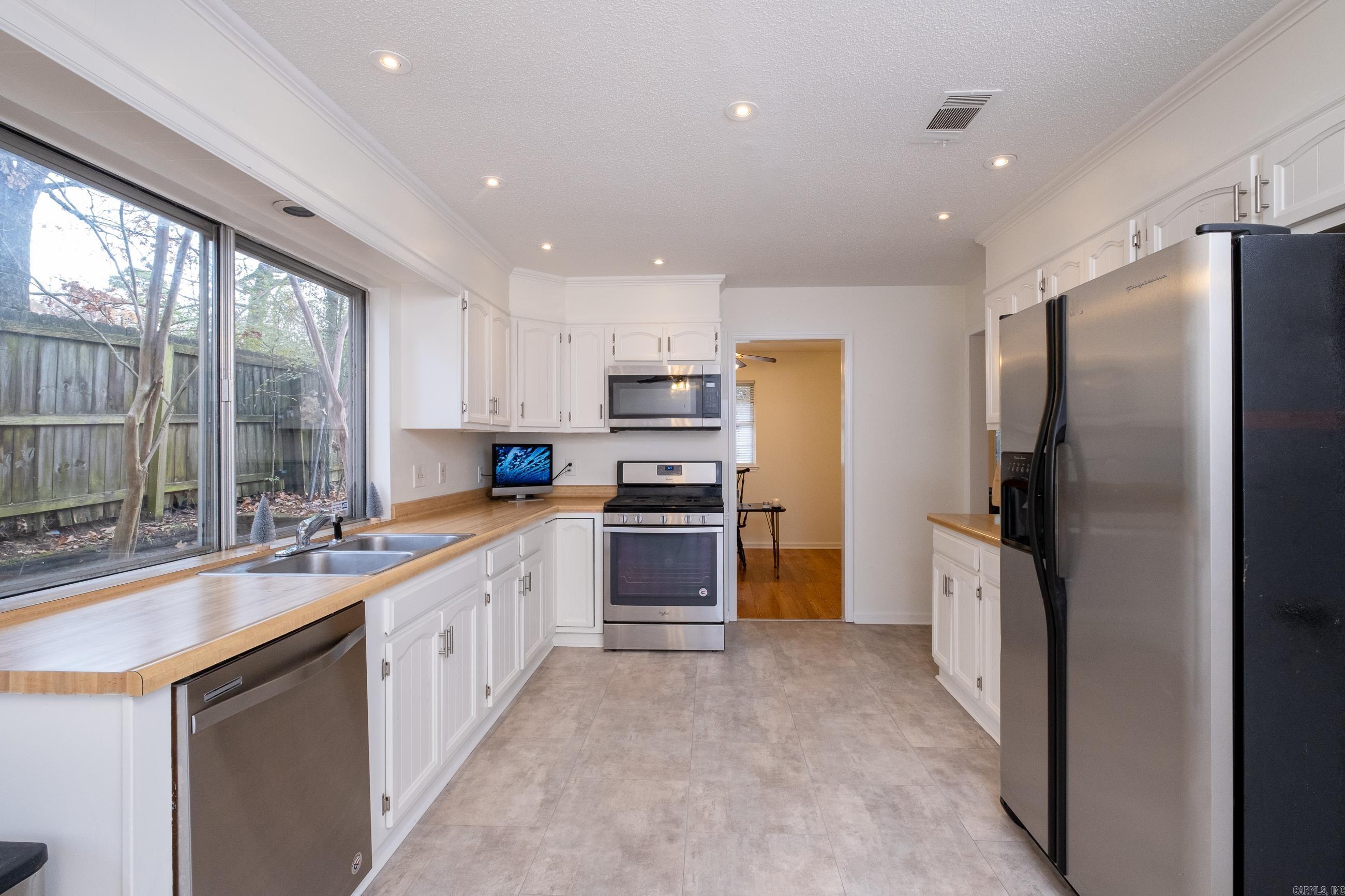 PLEASANT FOREST - Residential