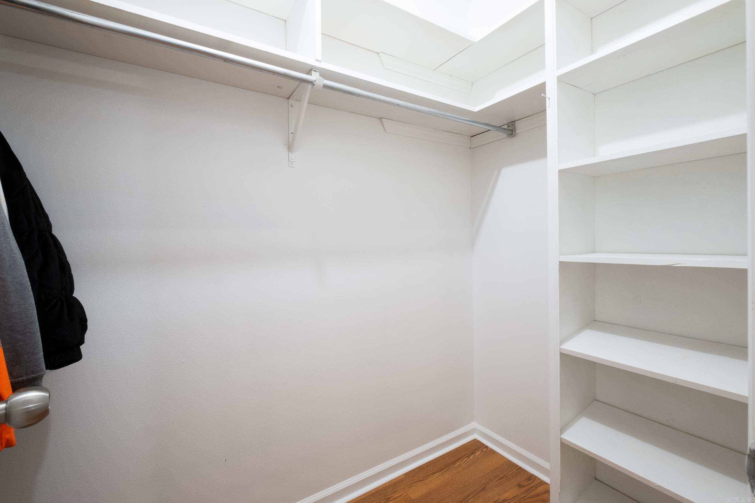 PLEASANT FOREST - Residential