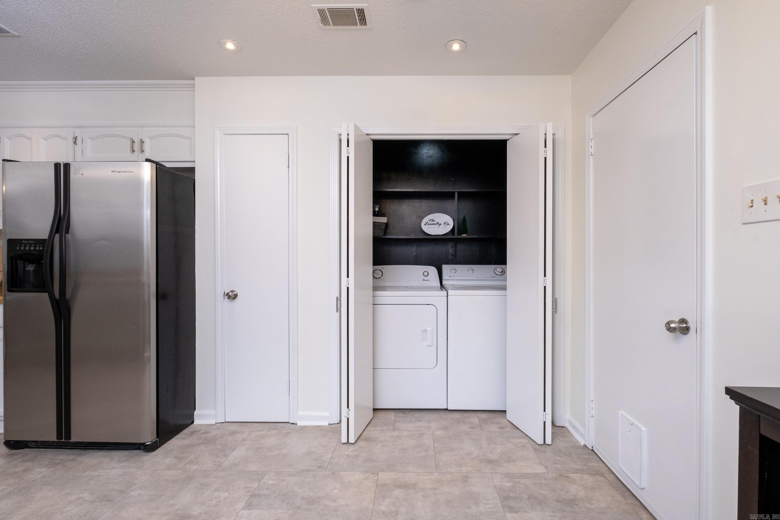 PLEASANT FOREST - Residential