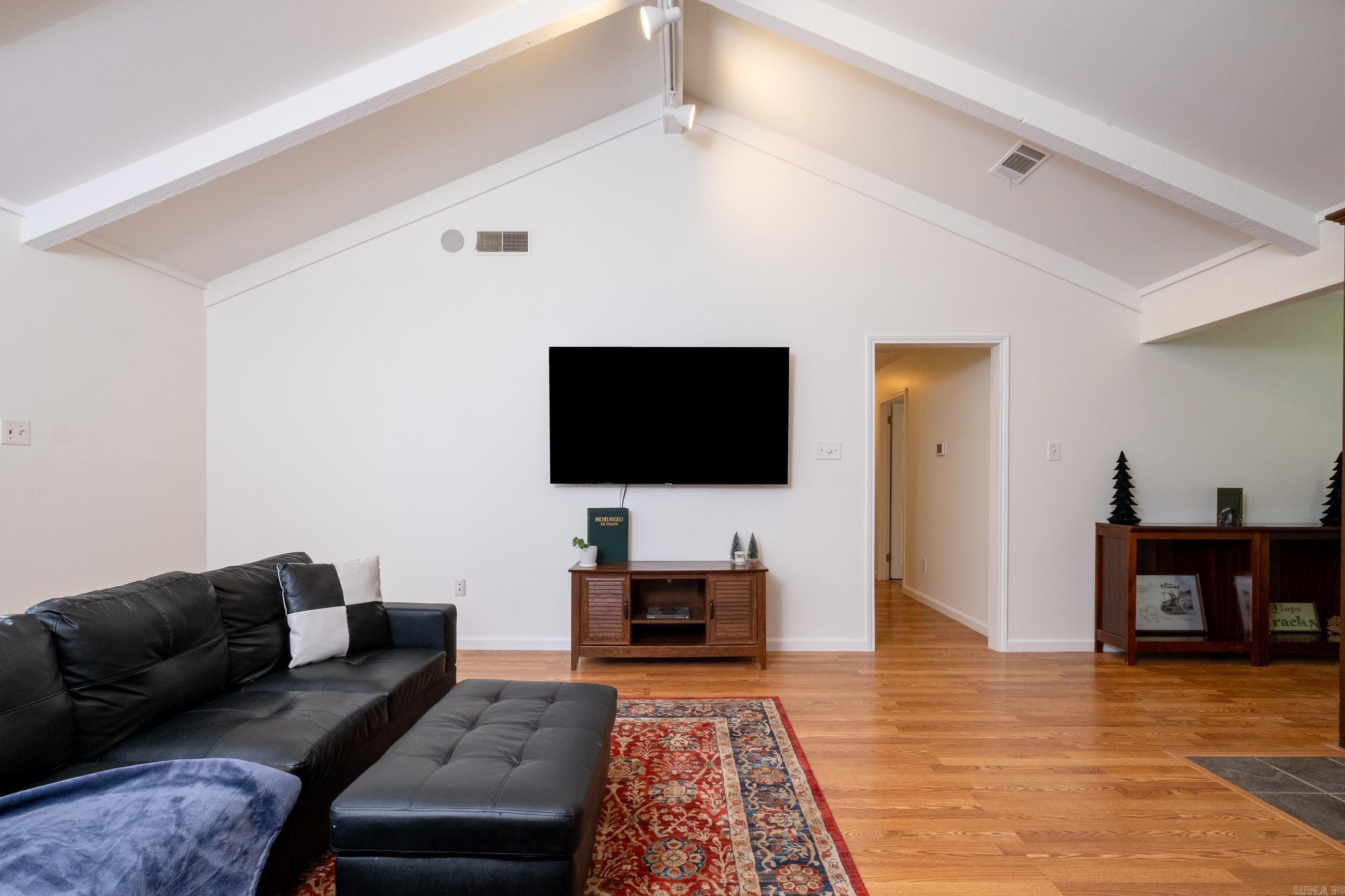 PLEASANT FOREST - Residential