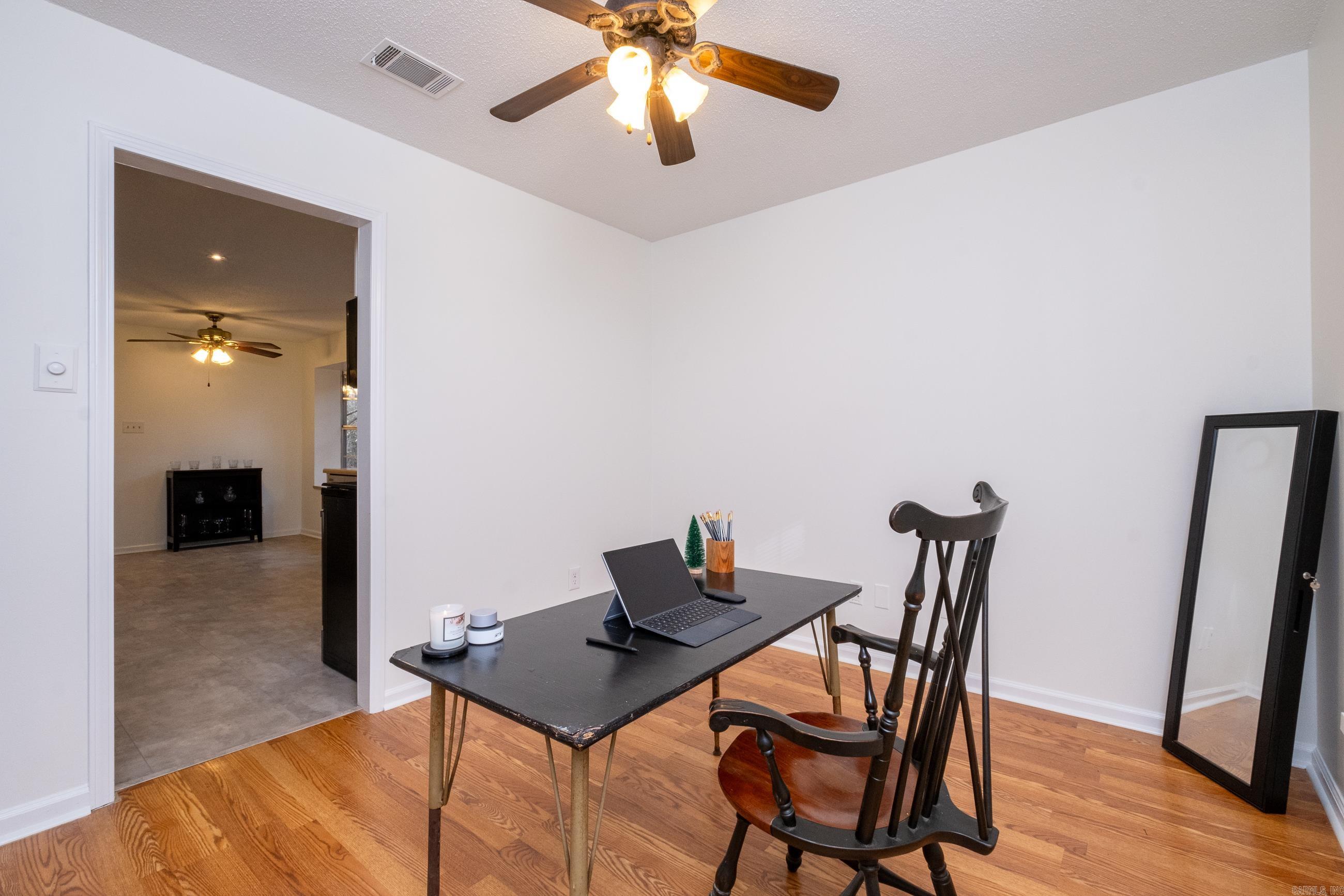 PLEASANT FOREST - Residential