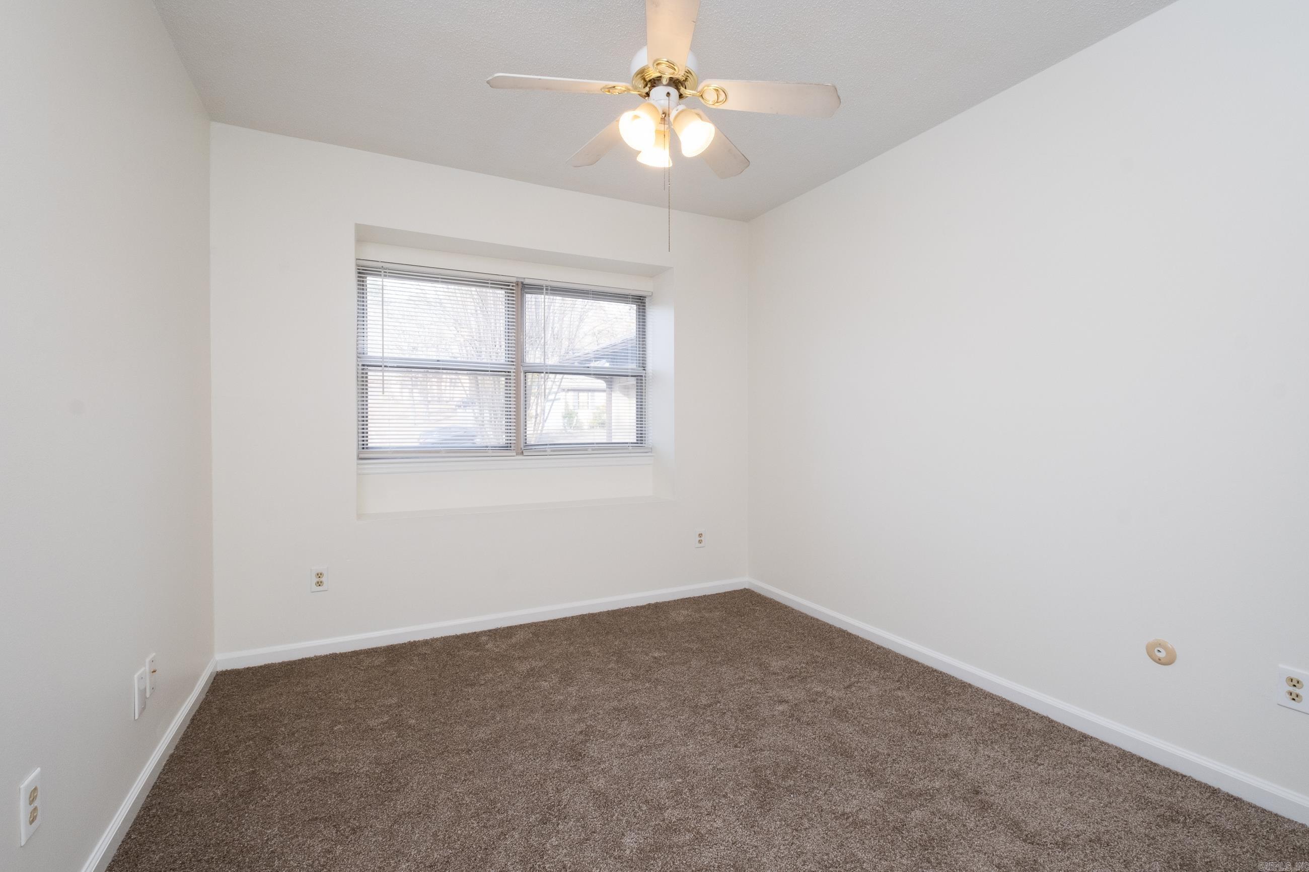 PLEASANT FOREST - Residential