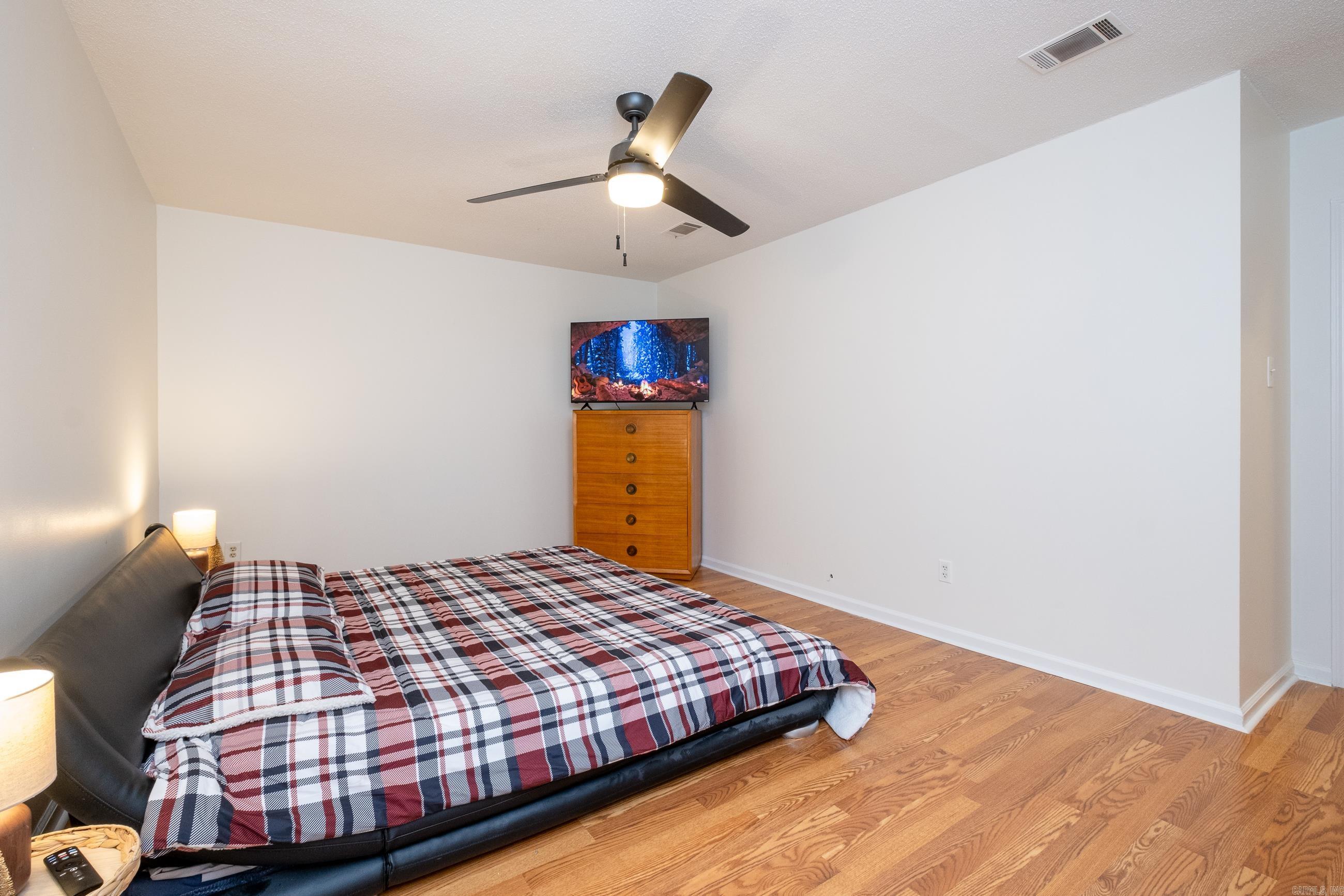 PLEASANT FOREST - Residential