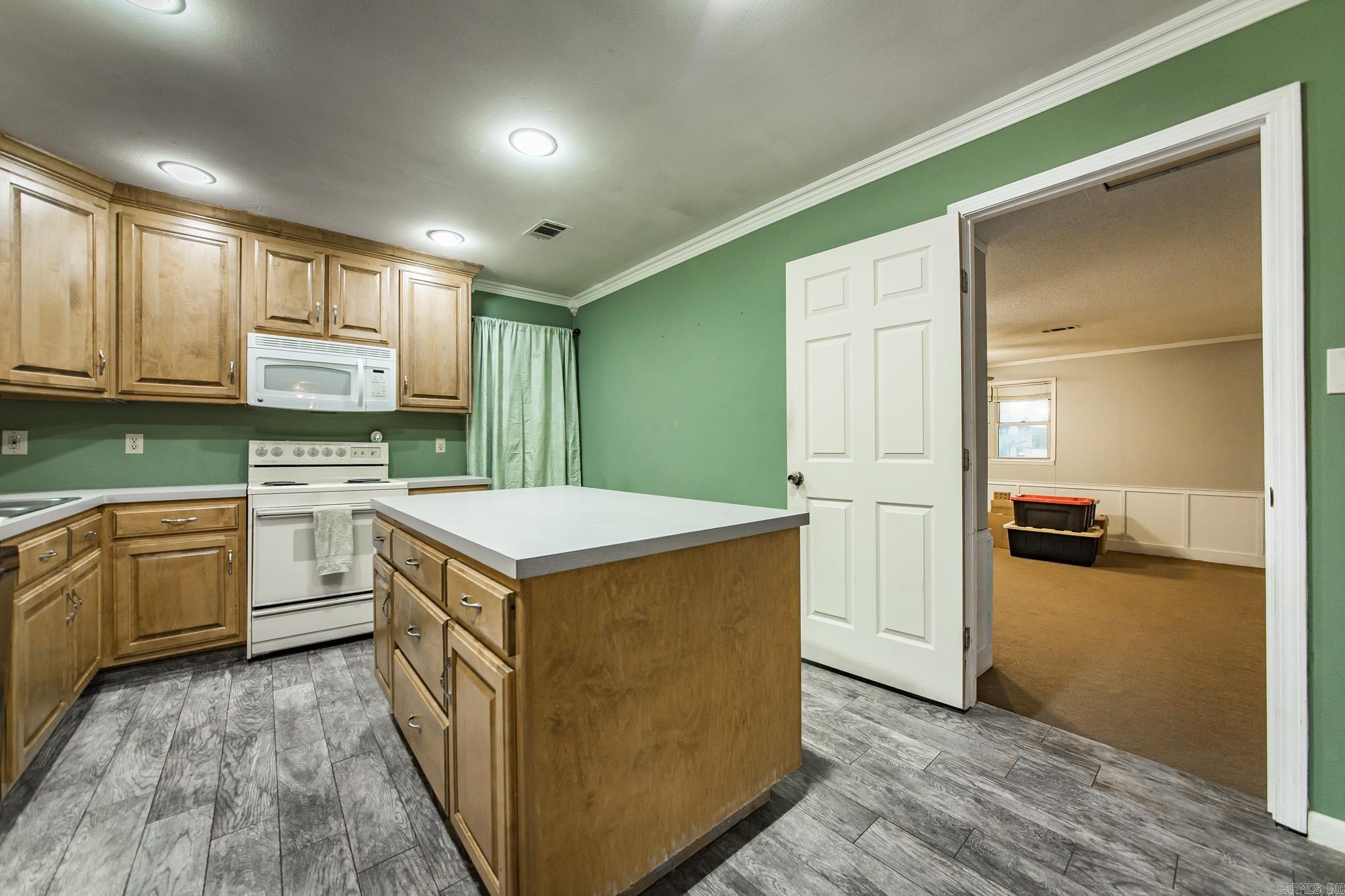 SOUTHSIDE HARDWARE - Residential