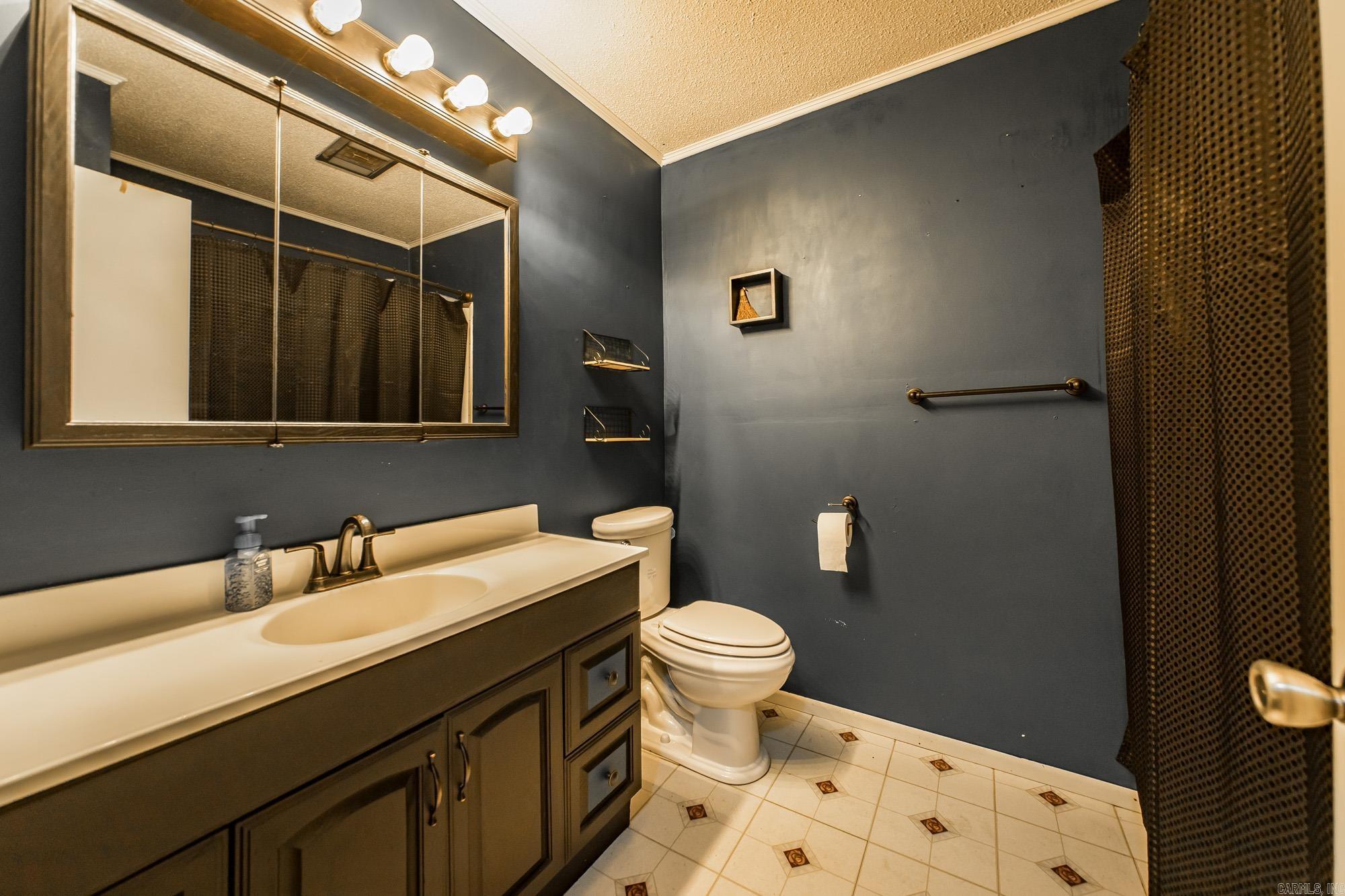 SOUTHSIDE HARDWARE - Residential