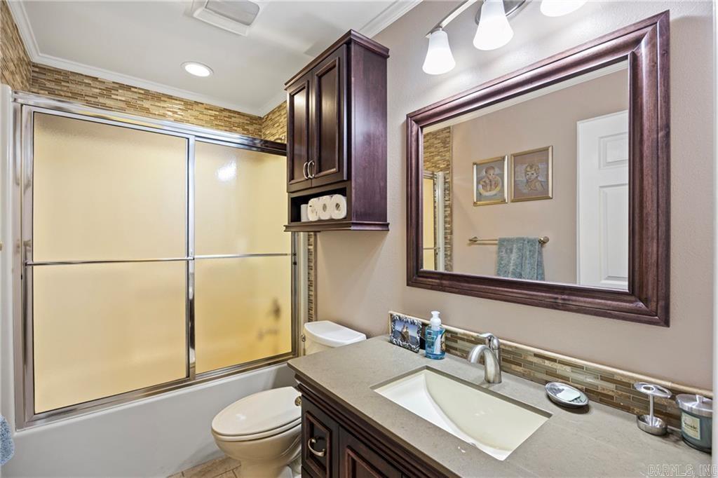 HICKORY HILLS - Residential