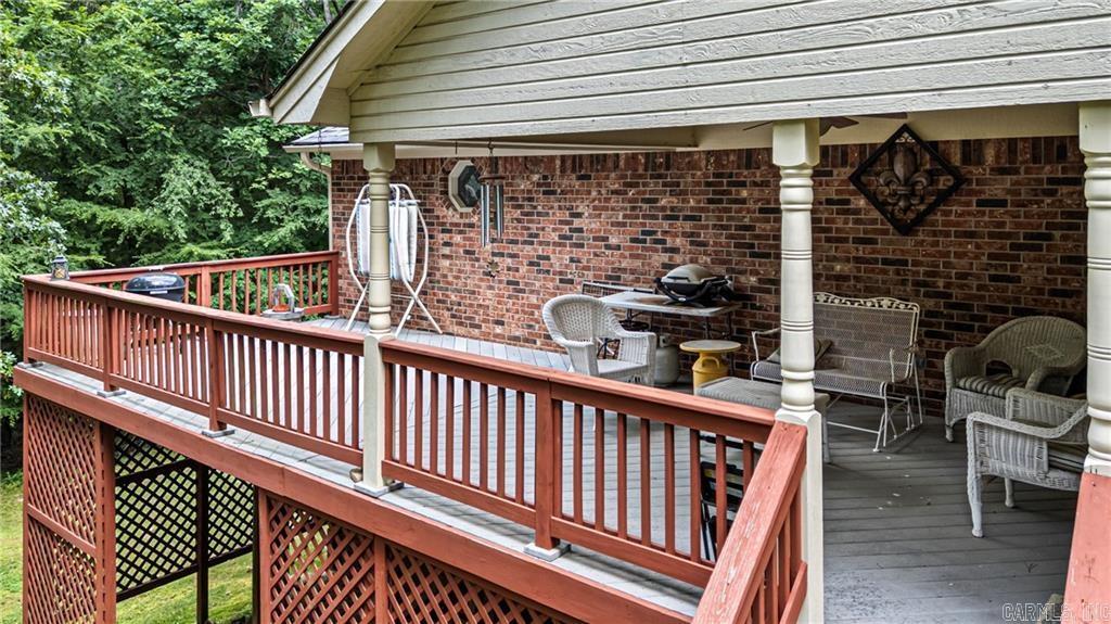HICKORY HILLS - Residential