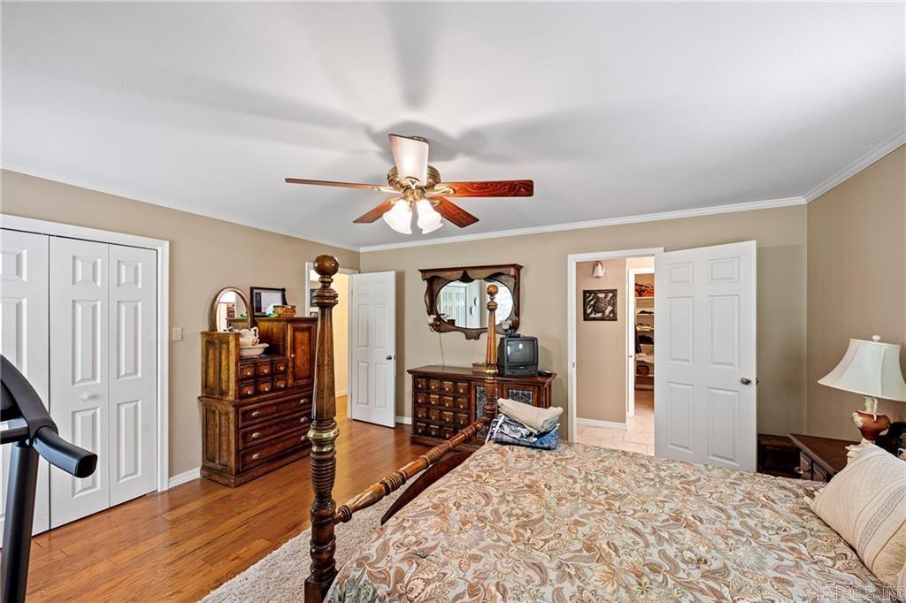 HICKORY HILLS - Residential