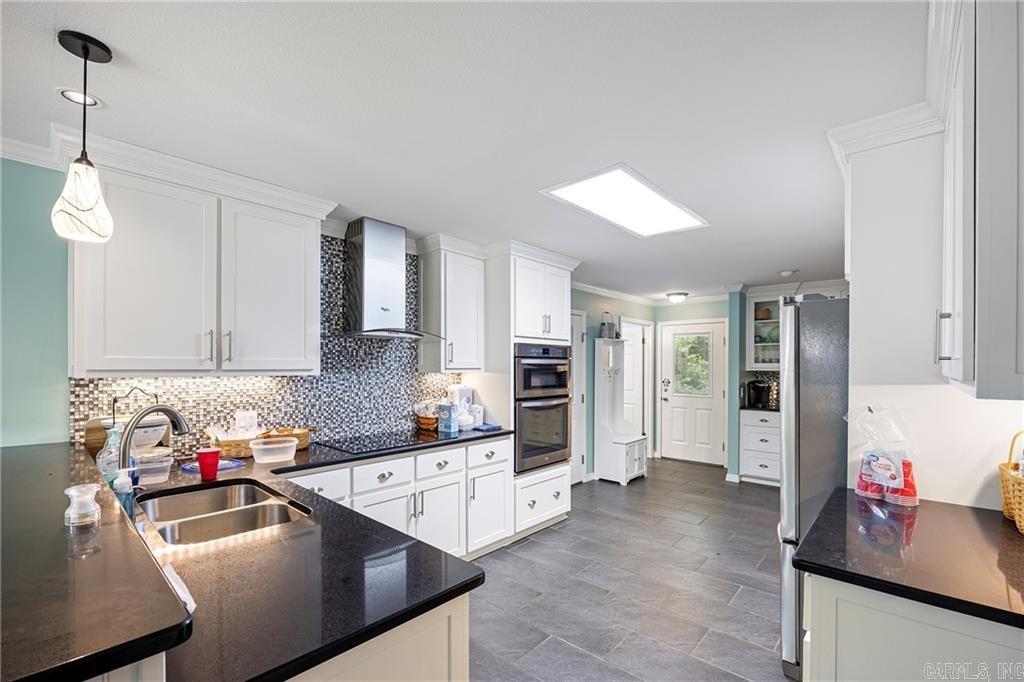 HICKORY HILLS - Residential