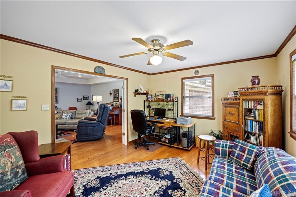 HICKORY HILLS - Residential
