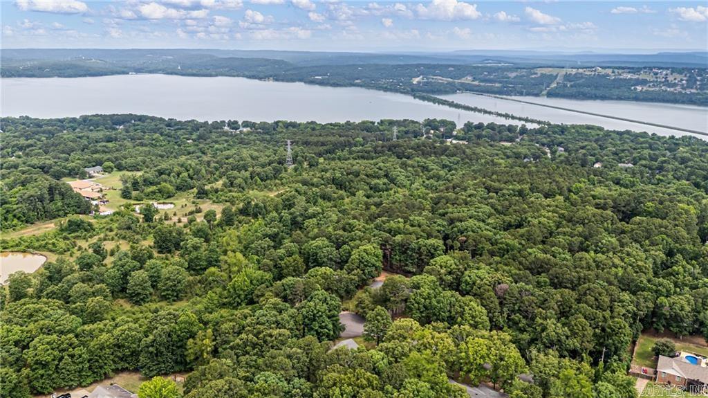 HICKORY HILLS - Residential